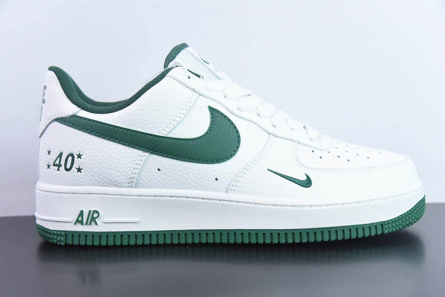 耐克Nike Air Force 1 '07 Low 40周年白绿双勾空军一号低帮休闲板鞋纯原版本 货号：MN5263-126