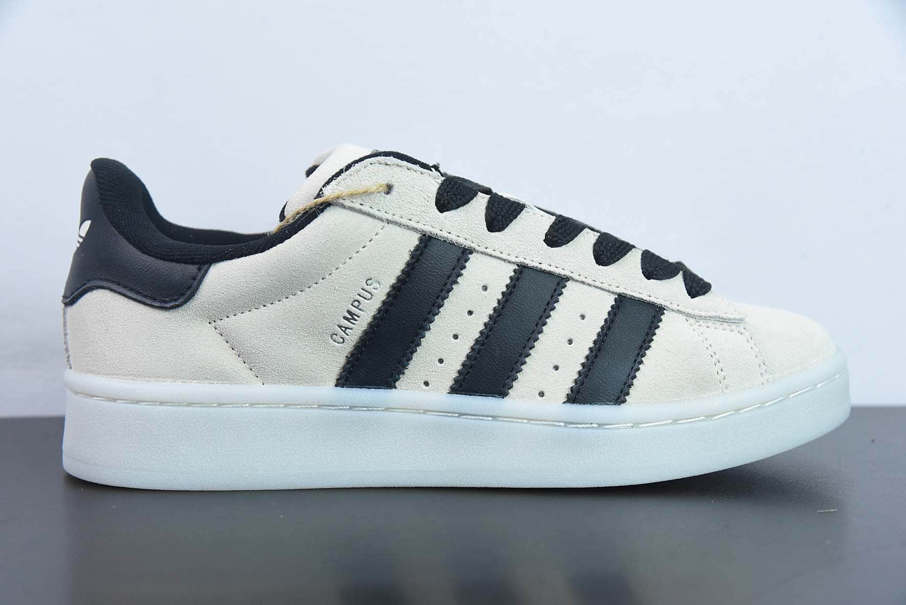 阿迪达斯Adidas Ad Originals Campus 00s 三叶草灰白黑学院系列面包风复古休闲运动板鞋纯原版本 货号：HQ8711