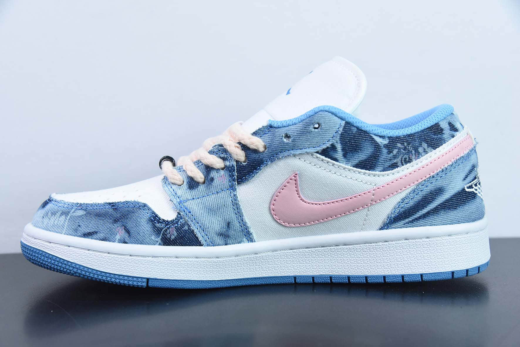 乔丹Air Jordan 1 Low AJ1丹宁水洗牛仔白蓝粉腰果花麻绳复古文化运动篮球鞋纯原版本 货号：DM8947-100
