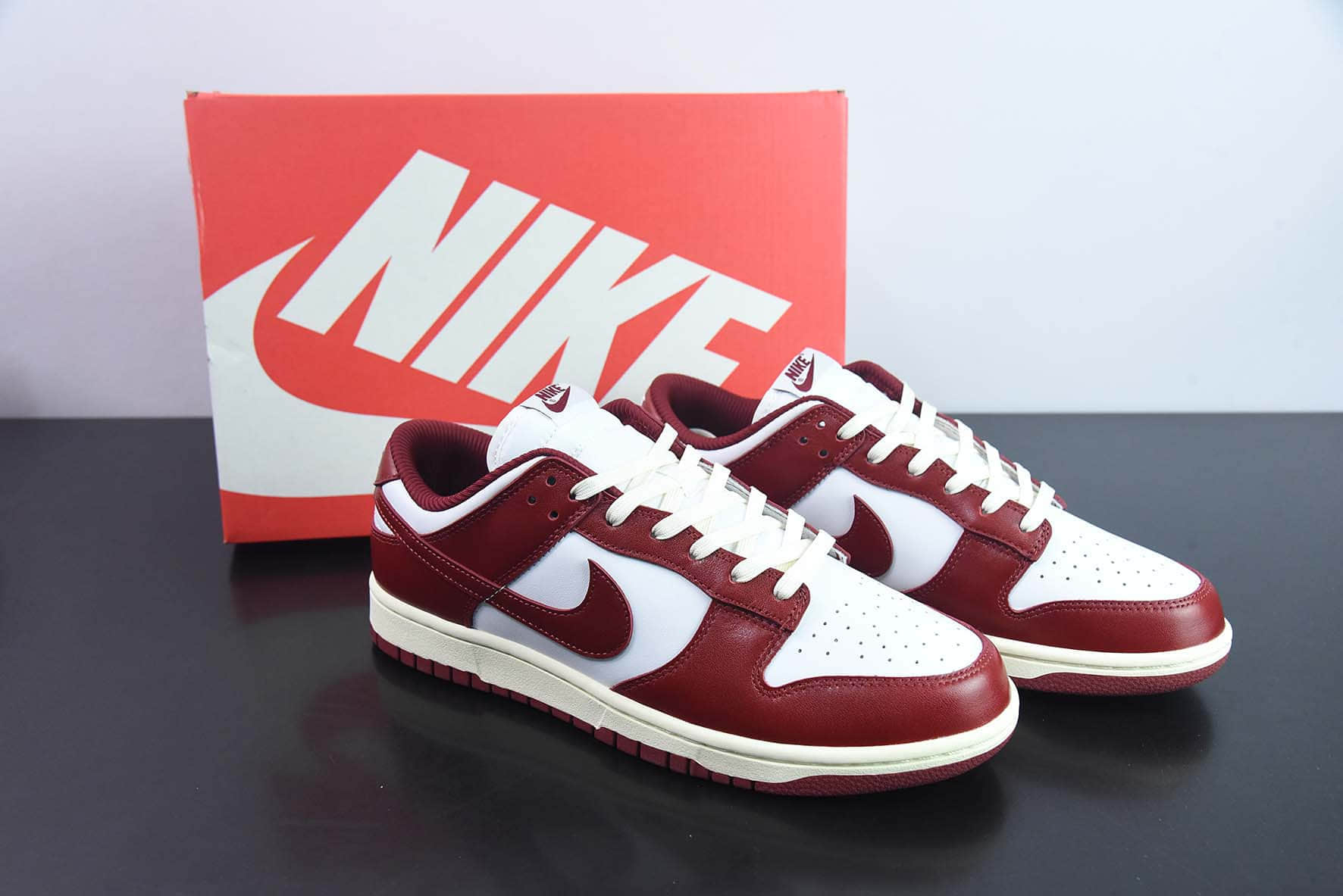 耐克Nike Dunk Low PRM Team Red'and White白红做旧复古SB低帮休闲滑板鞋纯原版本 货号:FJ4555-100