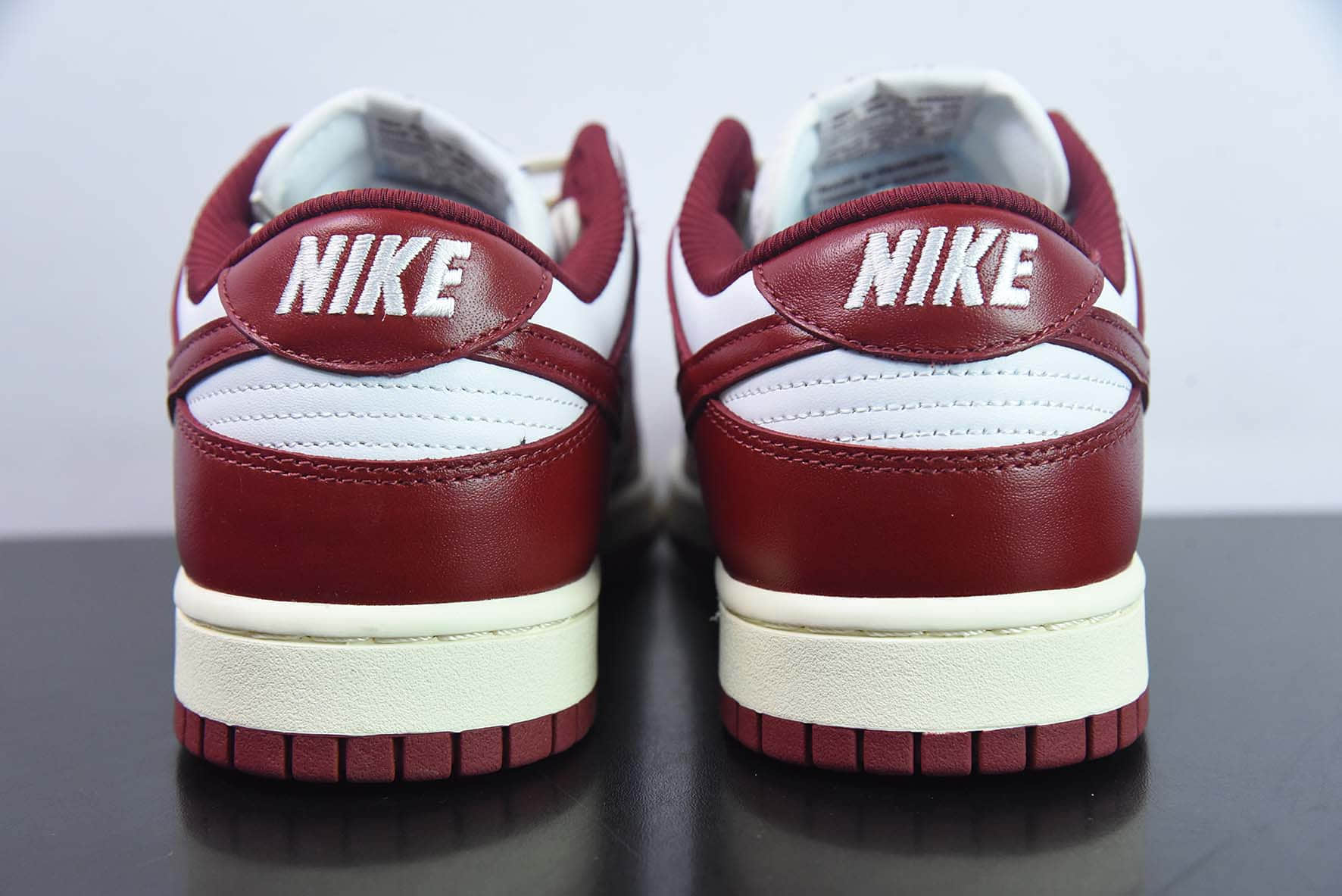耐克Nike Dunk Low PRM Team Red'and White白红做旧复古SB低帮休闲滑板鞋纯原版本 货号:FJ4555-100