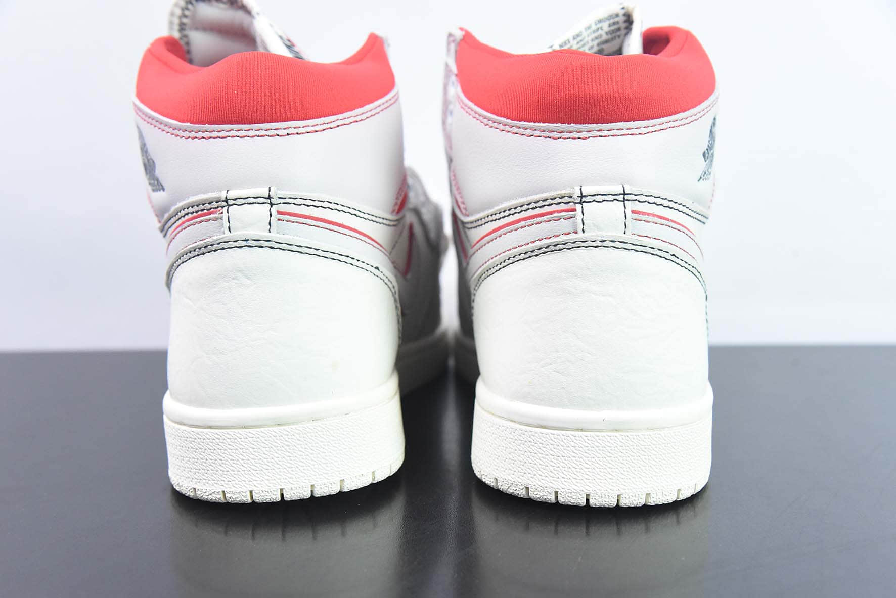 乔丹Air Jordan 1 Retro PhantomAJ1白红兔八哥高帮复古文化篮球鞋纯原版本 货号：555088-160