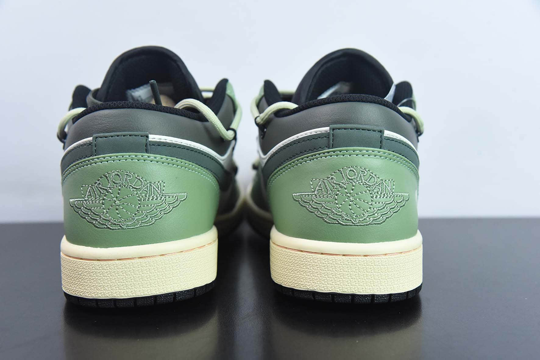 乔丹Air Jordan Low AJ1白绿双绑绳低帮经典复古运动篮球鞋纯原版本 货号:553558-062