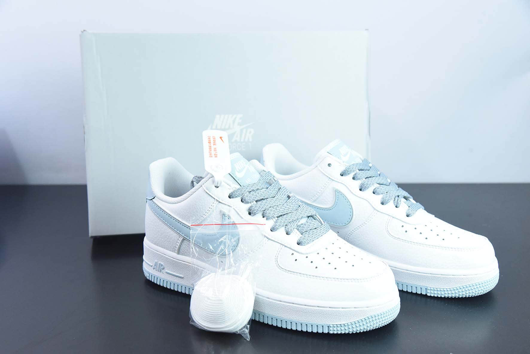 耐克Nike Air Force 1 Low白蓝满天星空军一号低帮休闲板鞋纯原版本 货号:AQ2566-201