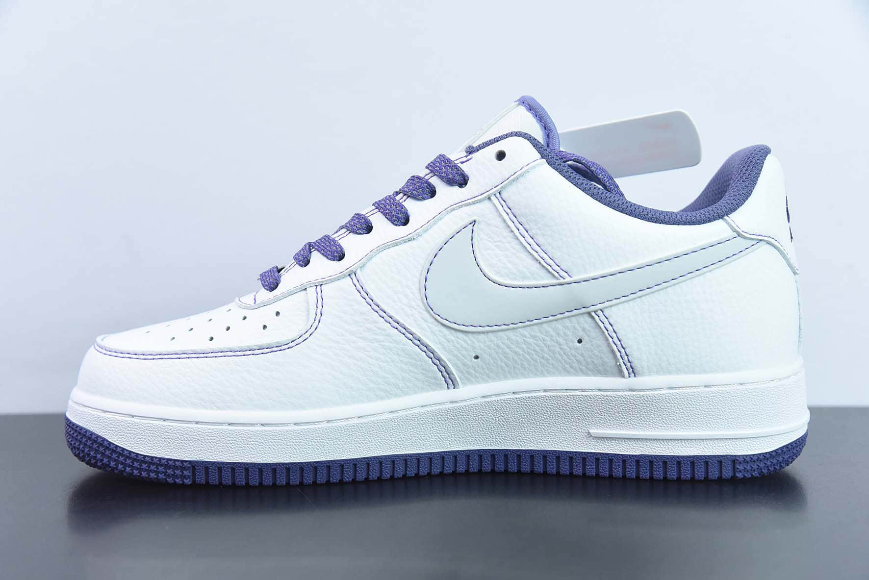 耐克Nike Air Force 1’07 LowWhitePurple Reflectiv皮革白葡萄紫3M天使反光空军一号低帮休闲板鞋纯原版本 货号:MM3603-025