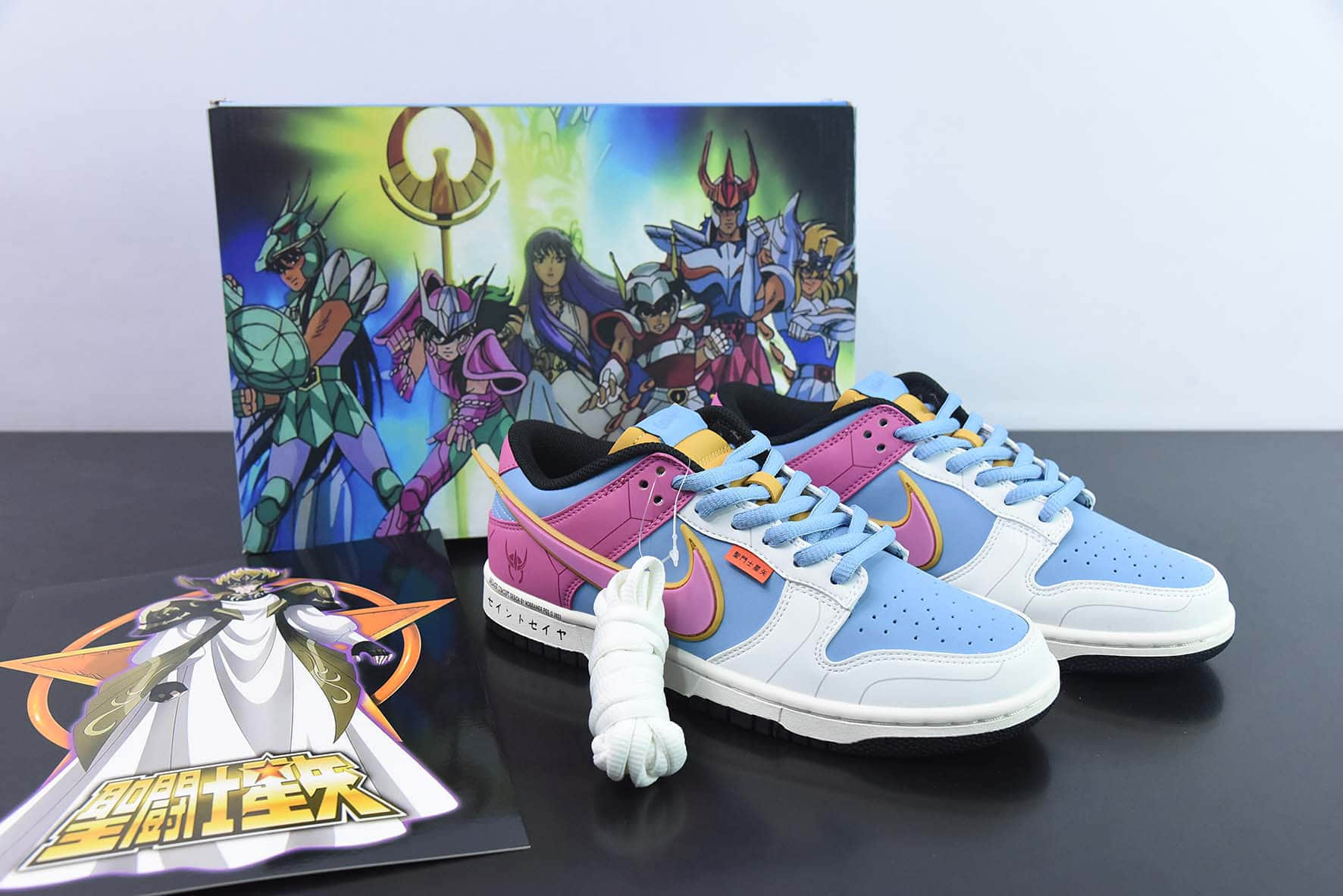 耐克Nike SB Dunk Low 粉蓝白圣斗士星矢联名SB低帮休闲滑板鞋纯原版本 货号：ZD2356-153