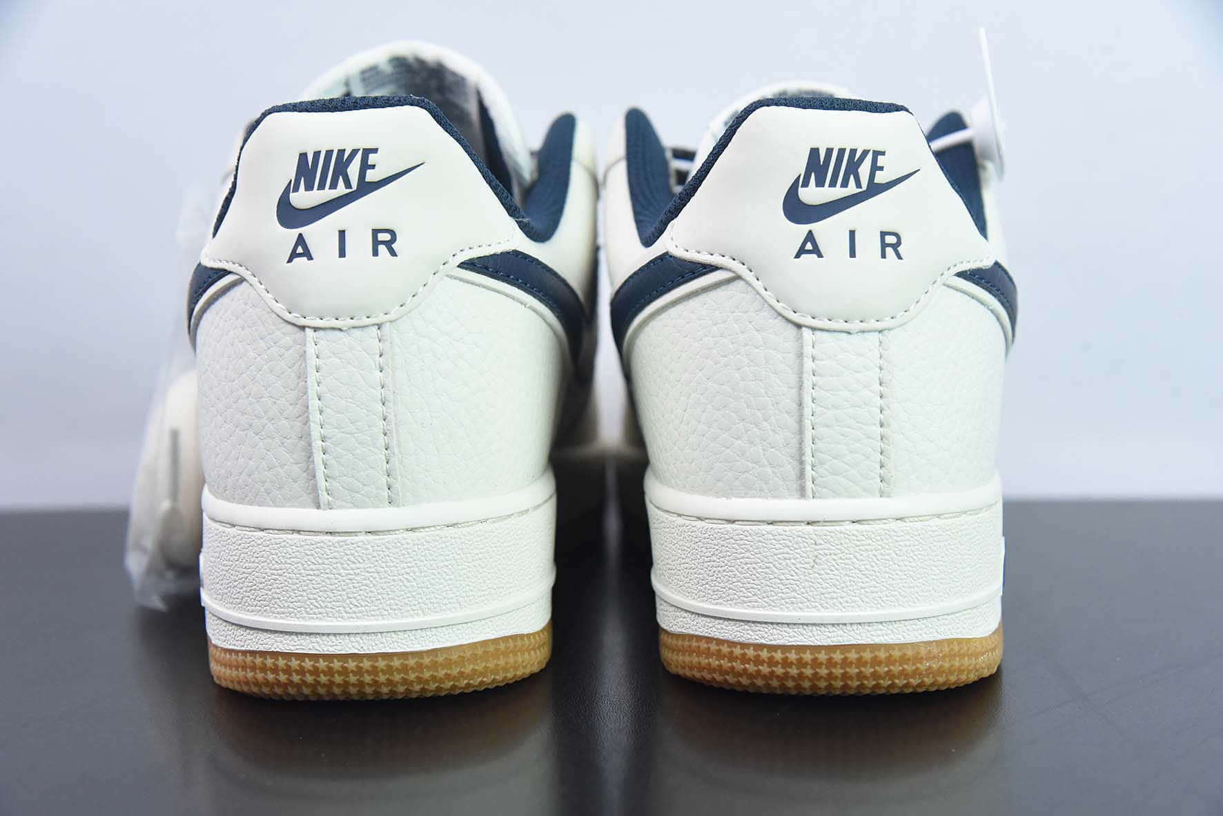 耐克NIke Air Force 1 '07 Low “米深蓝满天星”空军一号低帮休闲板鞋纯原版本 货号：HD1689-104