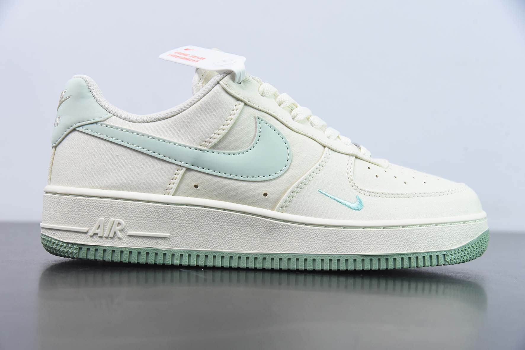 耐克Nike Air Force 1 Low米白蓝双勾空军一号低帮运动休闲板鞋纯原版本 货号：ME0112-555 