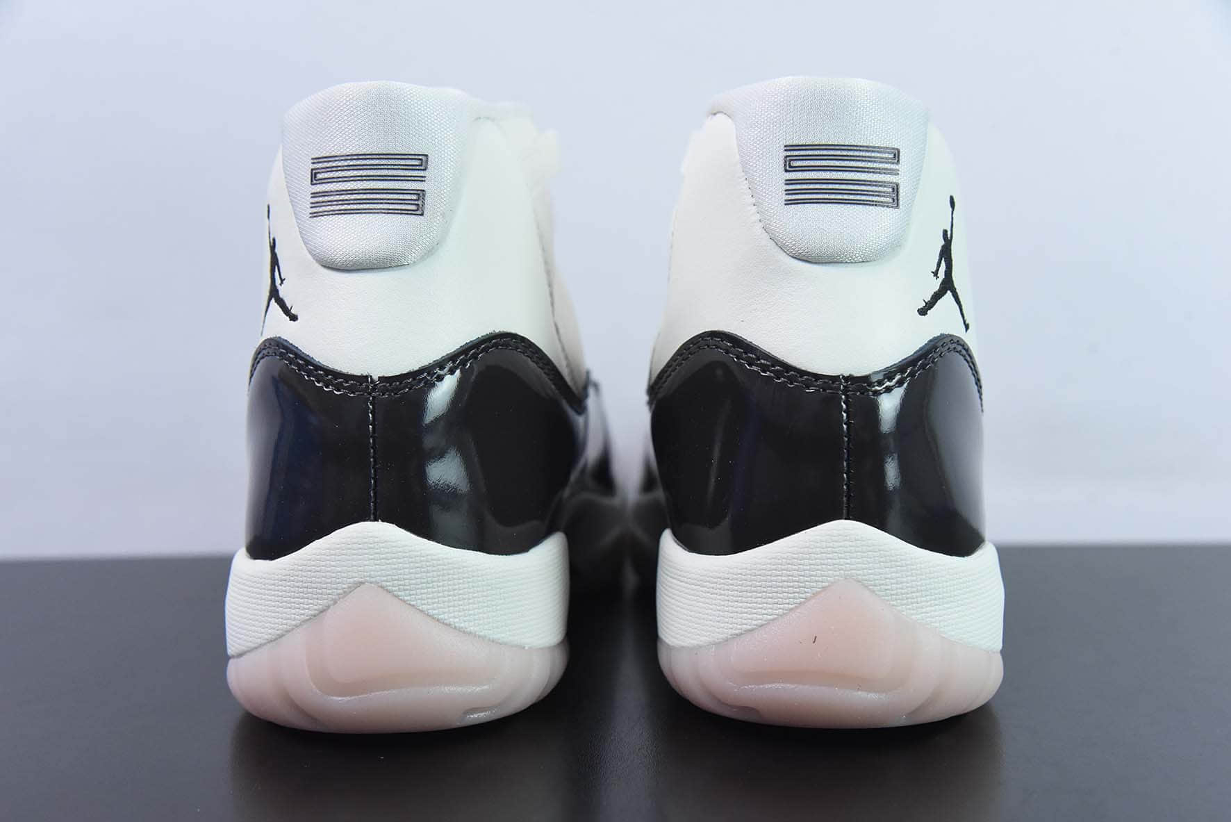 乔丹Air Jordan 11 Neapolitan AJ11樱花粉康扣男子文化篮球鞋纯原版本 货号：AR0715-101 