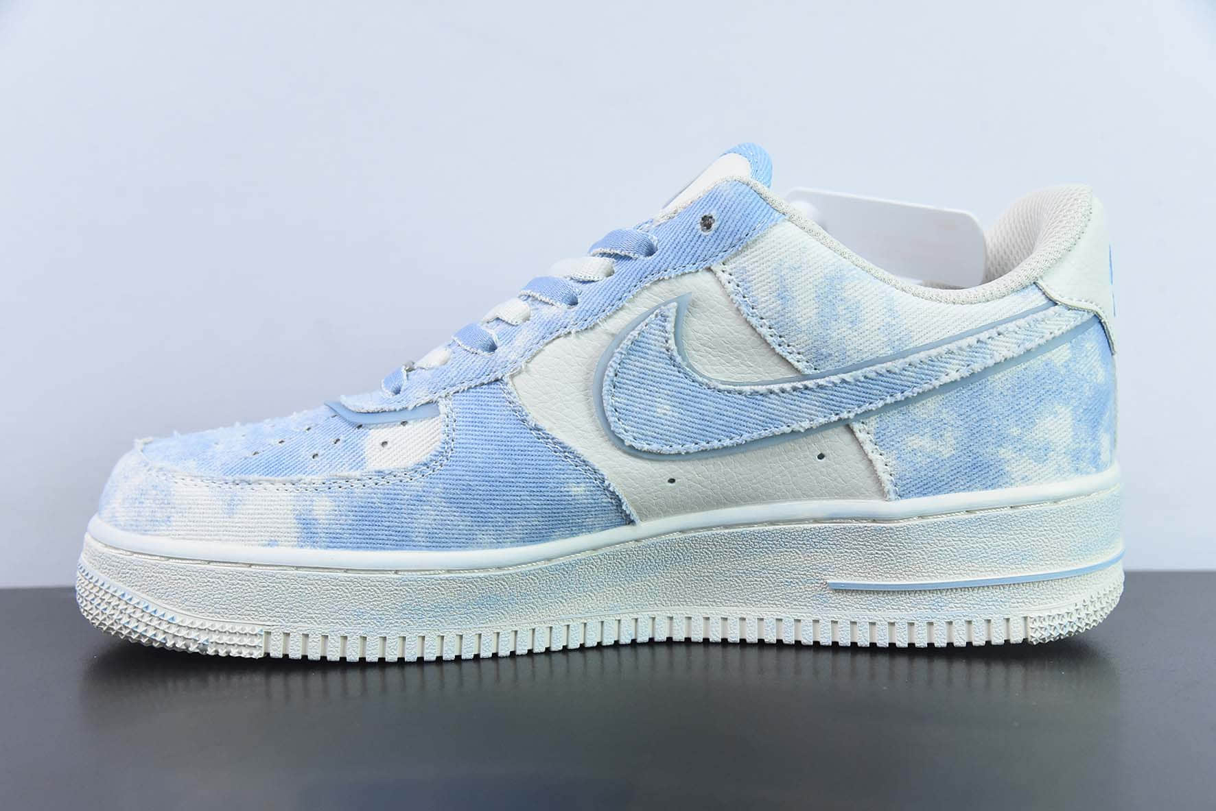 耐克Nike Air Force 1 AF1白蓝牛仔扎染空军一号低帮休闲板鞋纯原版本 货号：FB0607-022