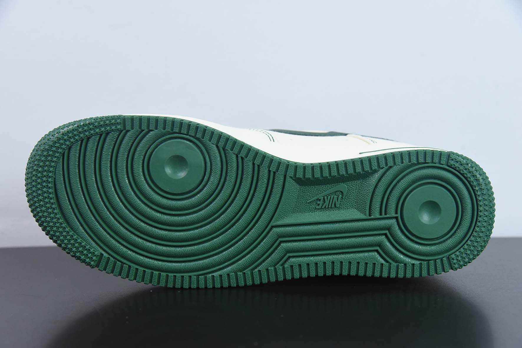 耐克Nike Air Force 1 Low 深绿满天星空军一号低帮运动休闲板鞋纯原版本 货号:TQ1456-266