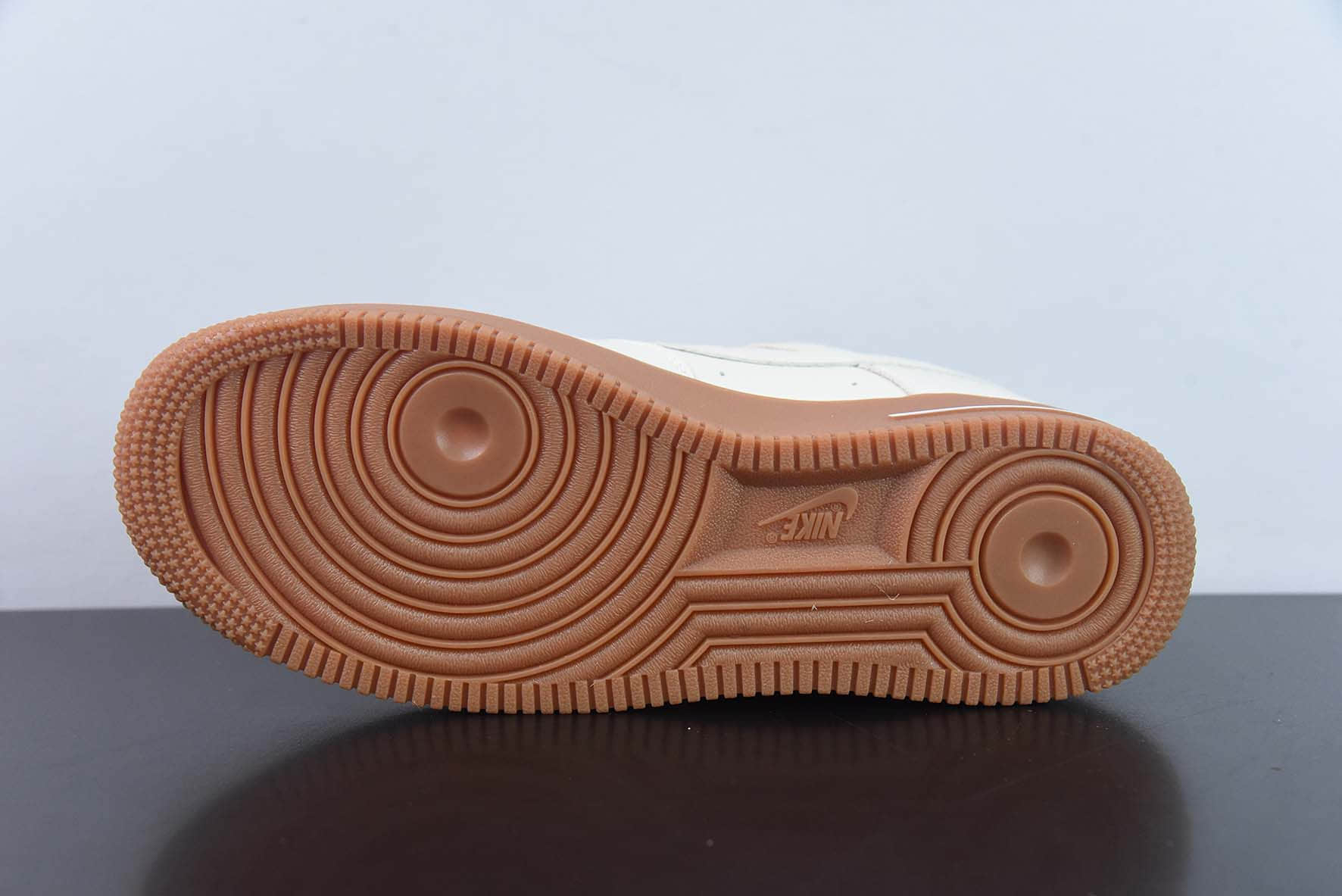 耐克Nike Air Force 1 Low NAI-KE白棕印花生胶空军一号低帮运动休闲板鞋纯原版本 货号:NK0621-988