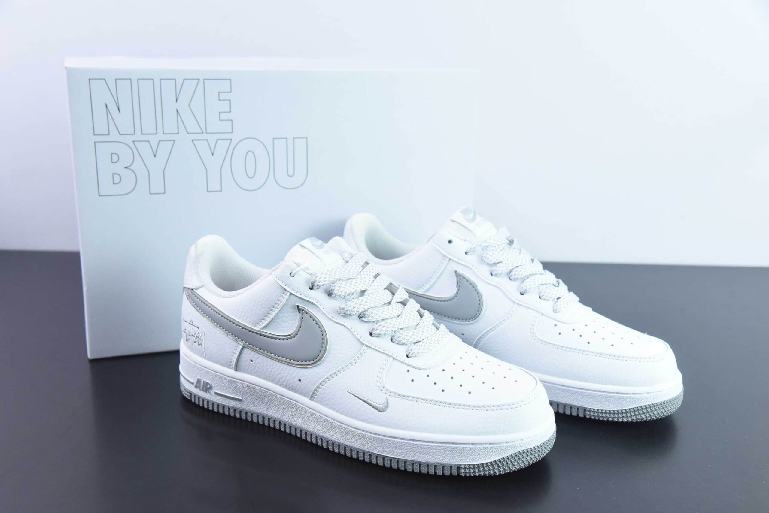 耐克Nike Air Force 1 Low斯图西联名白灰空军一号低帮百搭休闲运动板鞋纯原版本 货号：CW2288-111 