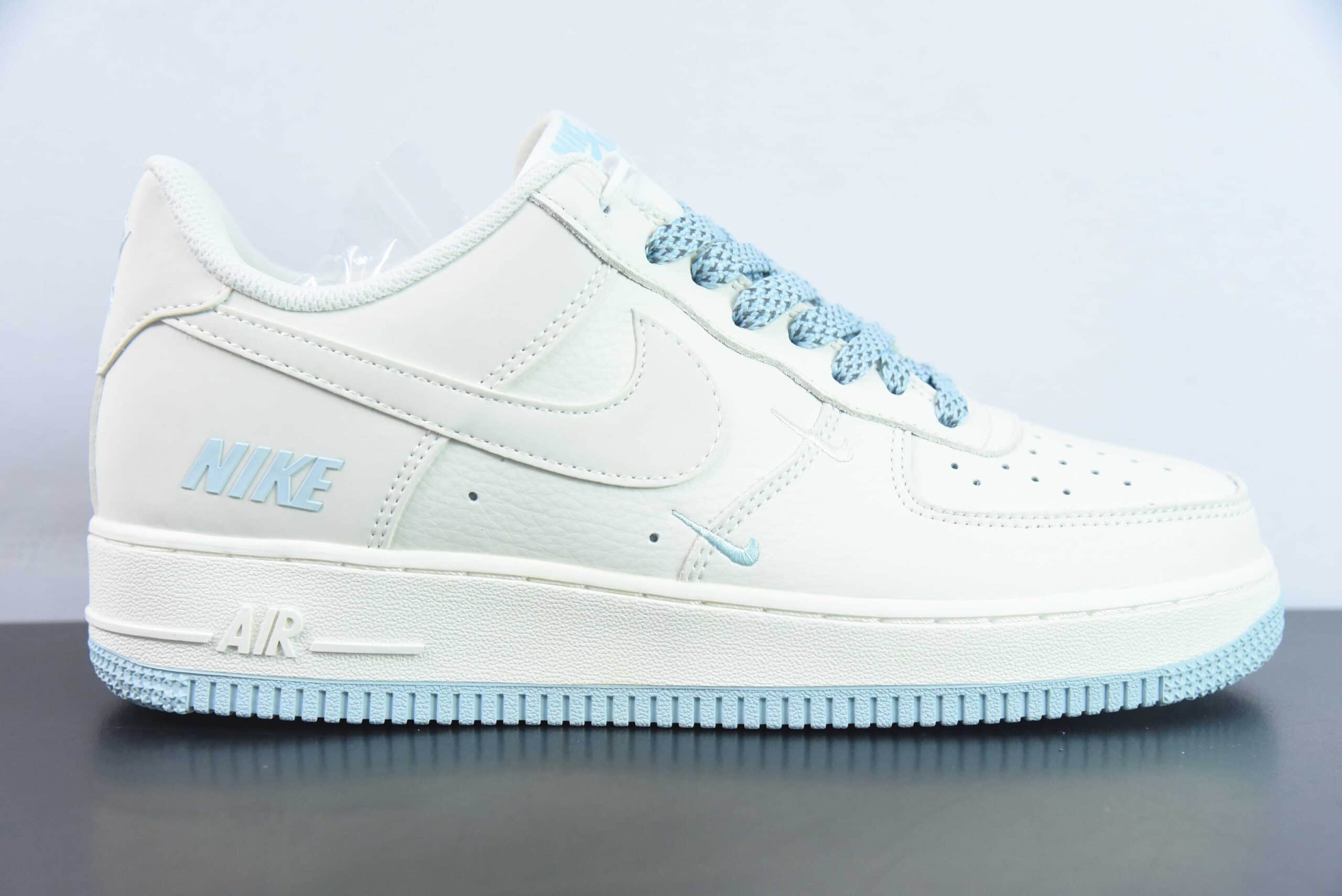 耐克Nike Air Force 1 Low 白蓝三勾空军一号低帮运动休闲板鞋纯原版本 货号：TV2306-251