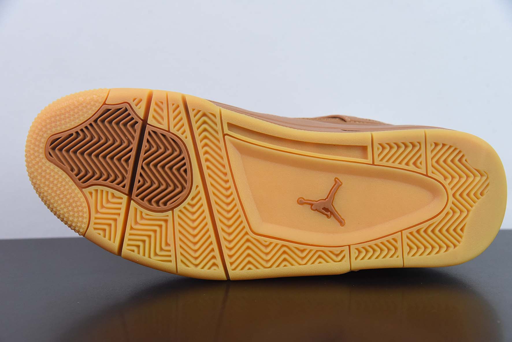 乔丹Air Jordan AJ4 Retro Snakeskin巅峰小麦黄男子文化篮球鞋纯原版本 货号：819139-205 