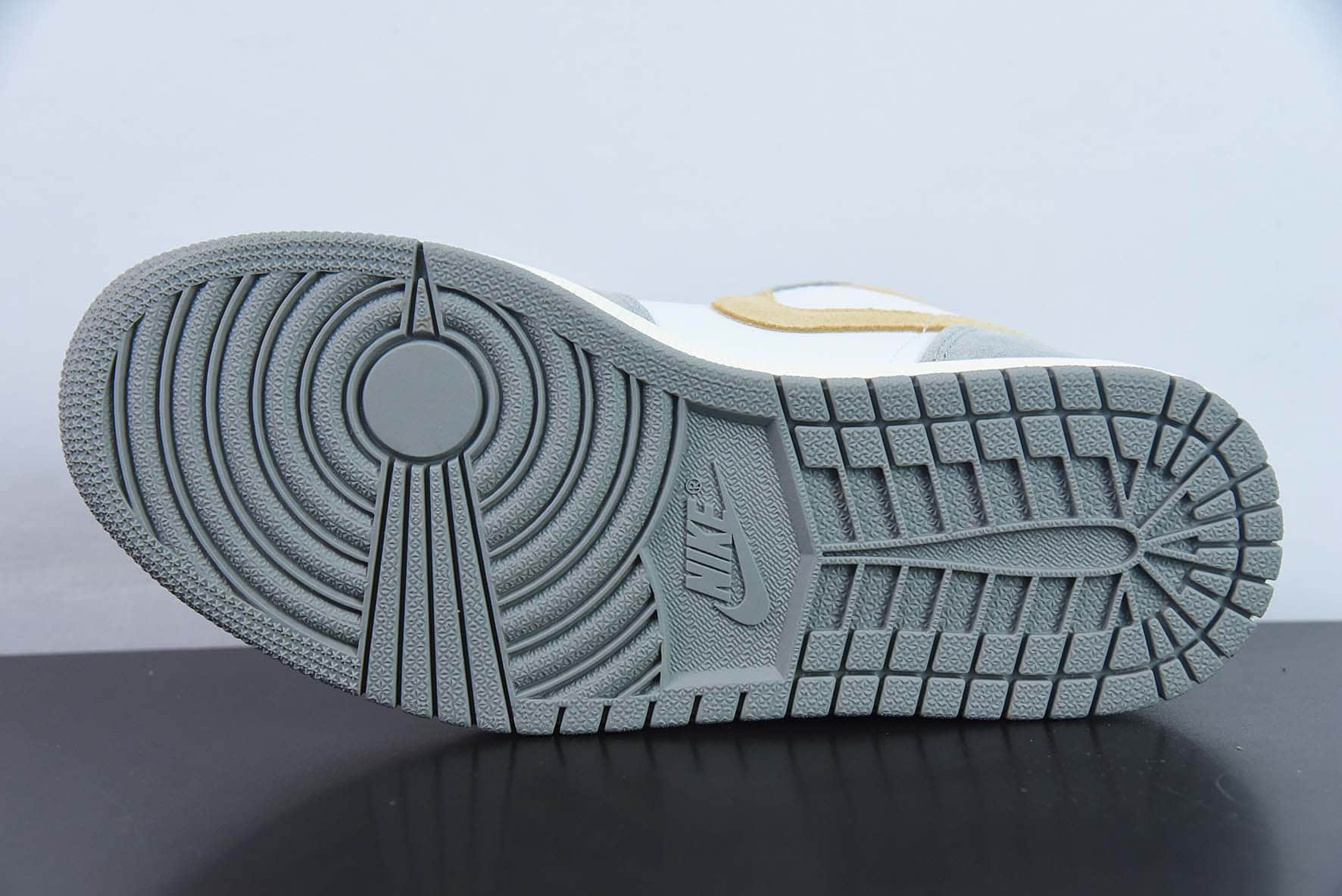 乔丹Air Jordan AJ1 Low灰黄低帮篮球鞋纯原版本 货号:DC0774-189