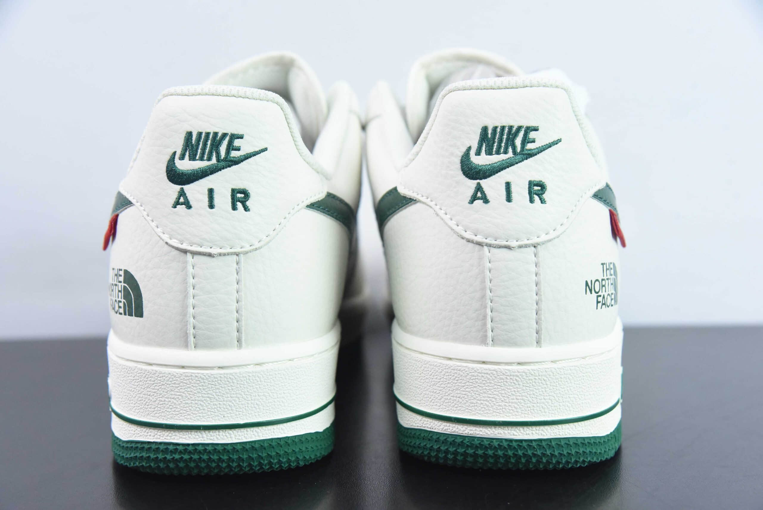 耐克Nike Air Force 1 Low 07 x The North Face x Supreme 北面三方联名白绿空军一号低帮运动休闲板鞋纯原版本 货号:SU2305-002