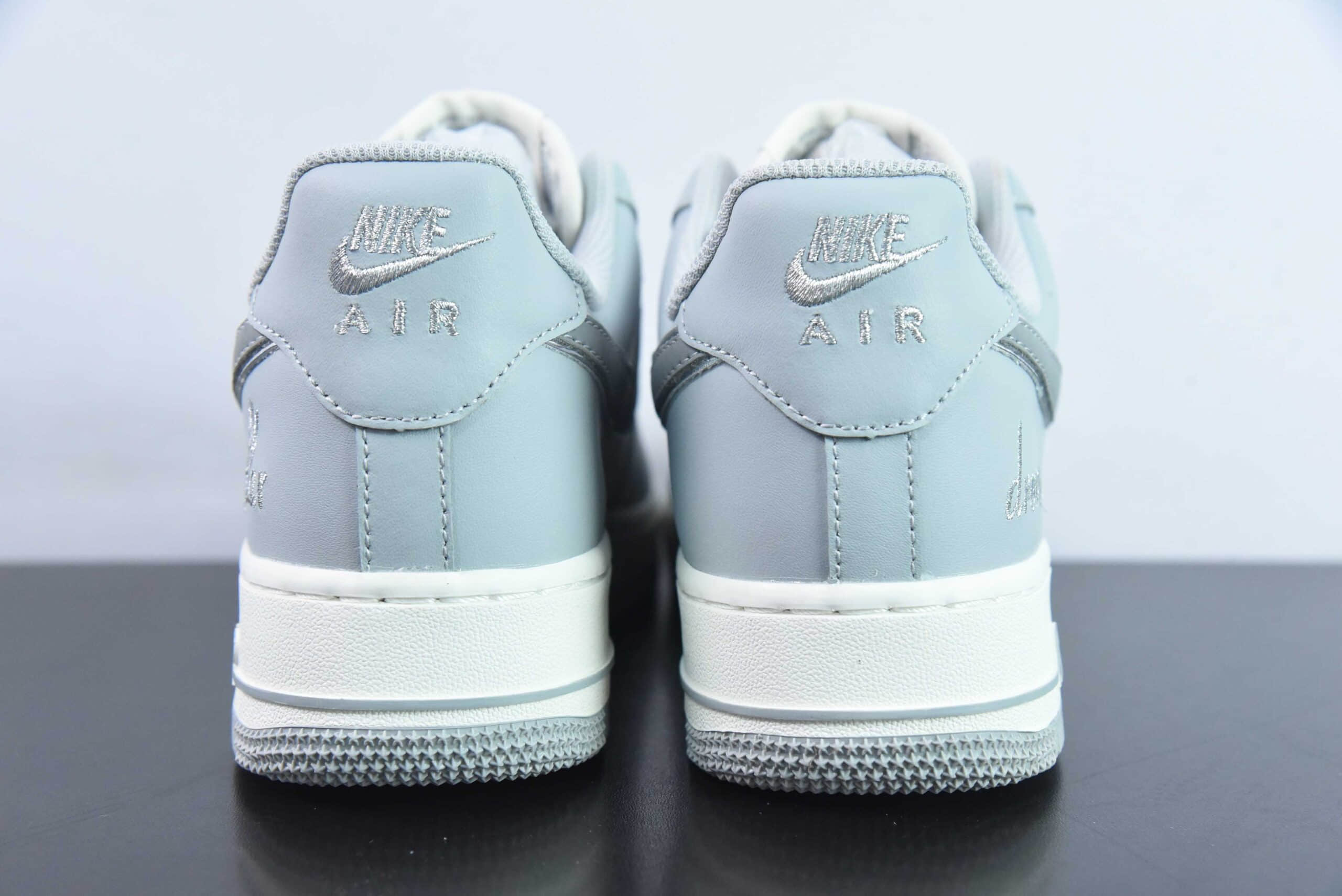 耐克Nike Air Force 1 Low '07 “ dream”米暗灰小勾低帮空军一号休闲板鞋纯原版本 货号：KP3069-022
