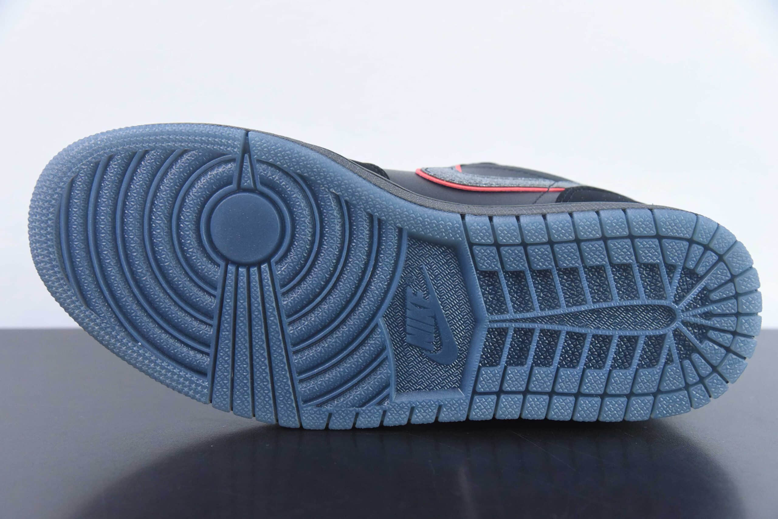 乔丹Air Jordan 1 Low ”Red Orbit“ AJ1轨道黑红低帮文化休闲篮球鞋纯原版本 货号：CK3022-006 