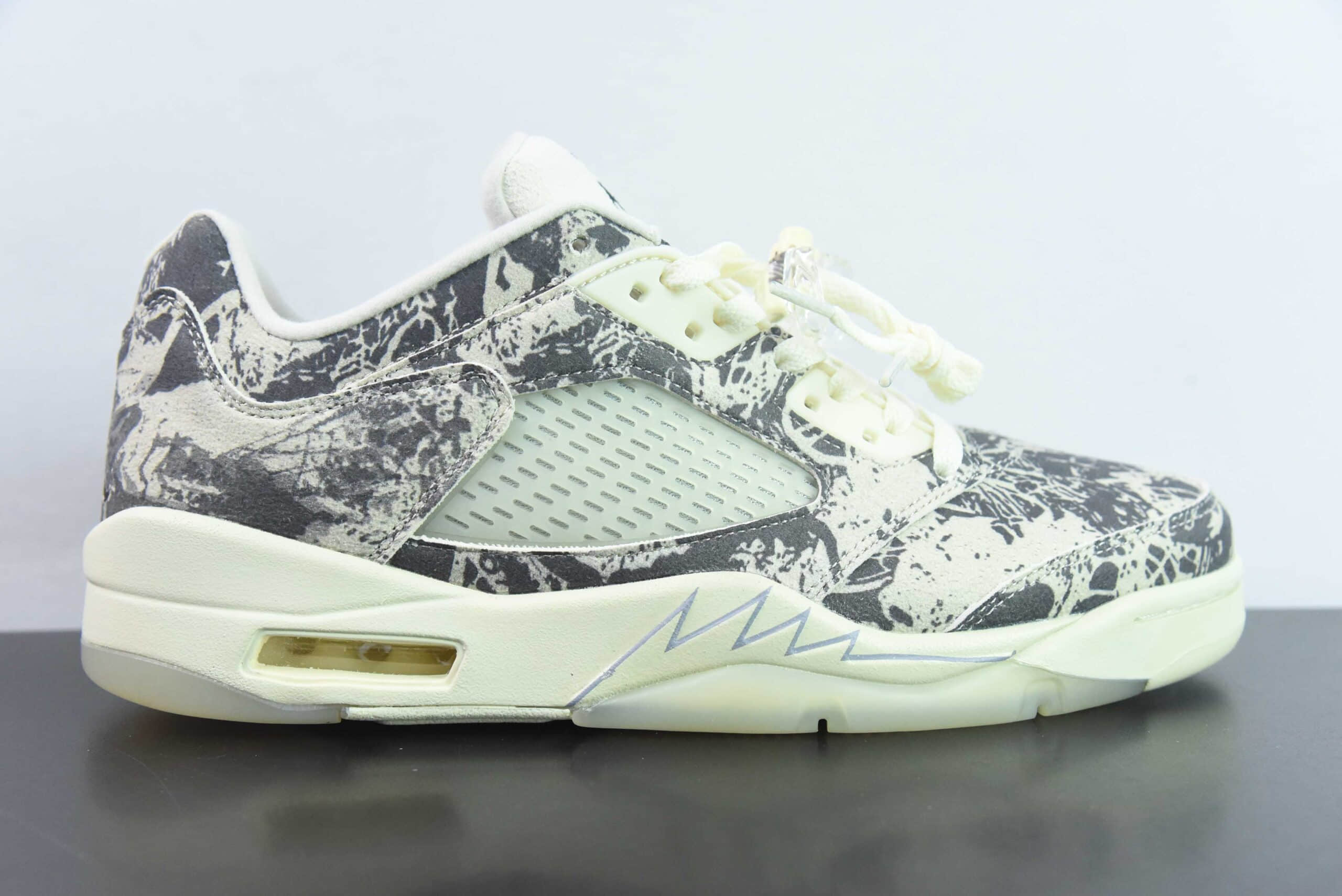 乔丹Air Jordan 5 Low ”Expression“ AJ5 乔5绒面白灰黑抽象涂鸦低帮篮球鞋纯原版本 货号：DA8016-100 