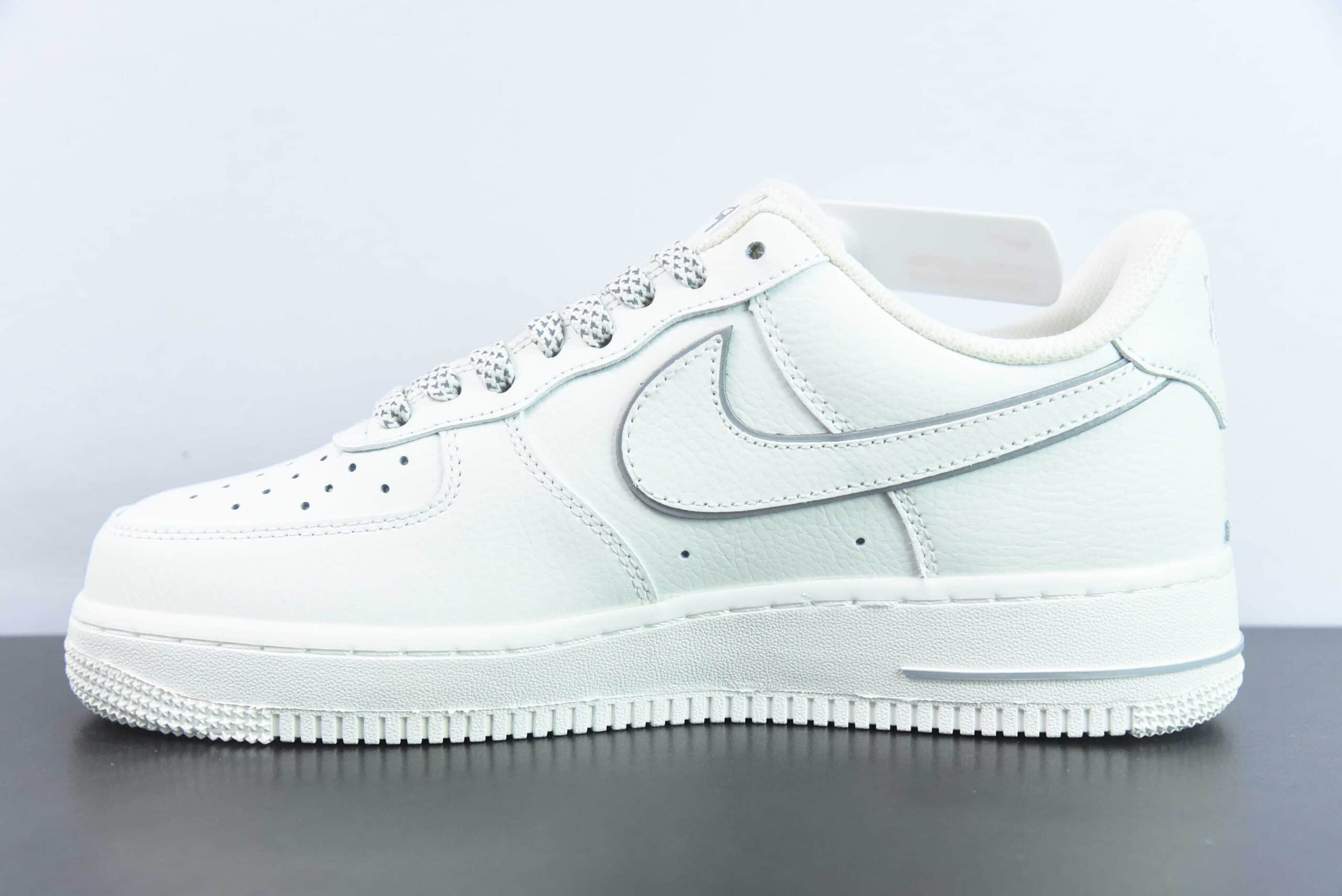 耐克Nike Kith x Nk Air Force 1'07 Low 米白银纽约空军一号低帮休闲板鞋纯原版本 货号：NY2022-017