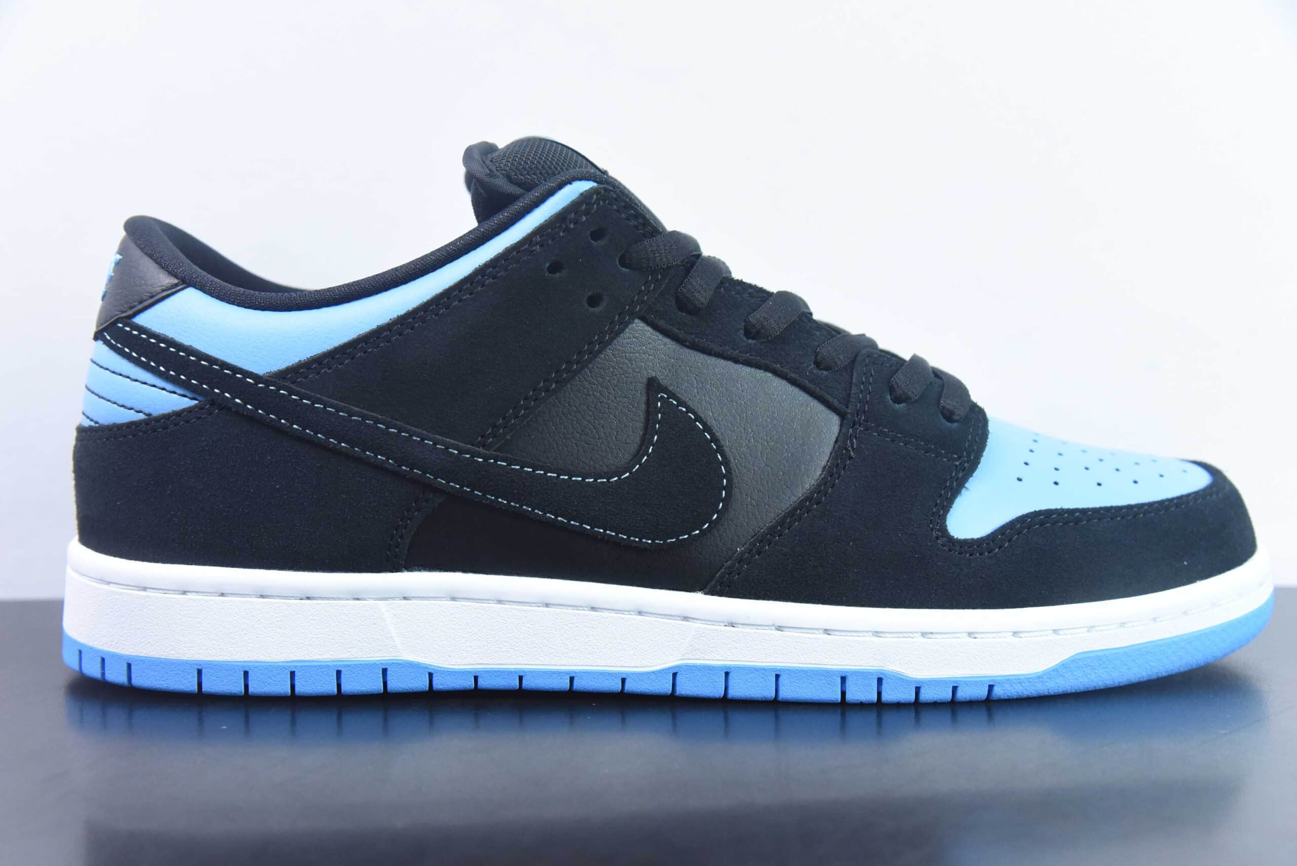 耐克Nike SB Dunk Low J-PACK 2 黑色大学蓝 SB低帮运动休闲板鞋纯原版本 货号：304292-048 