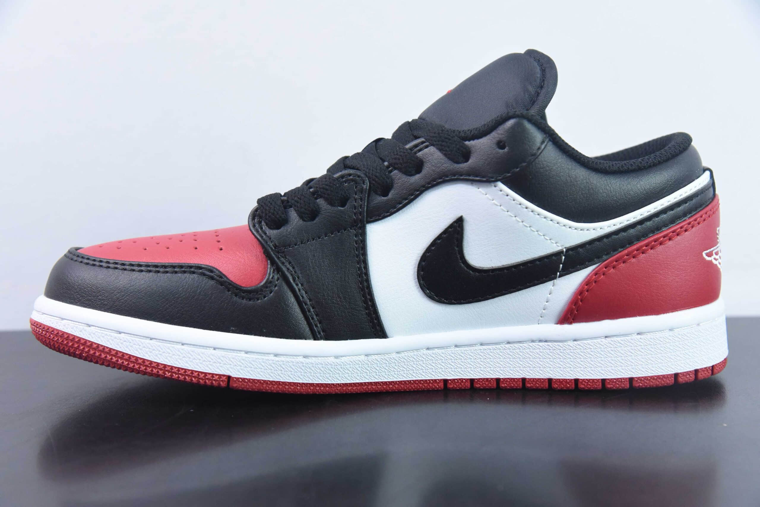 乔丹Air Jordan AJ1 Low 白黑红文化低帮休闲板鞋纯原版本 货号：553560-161 