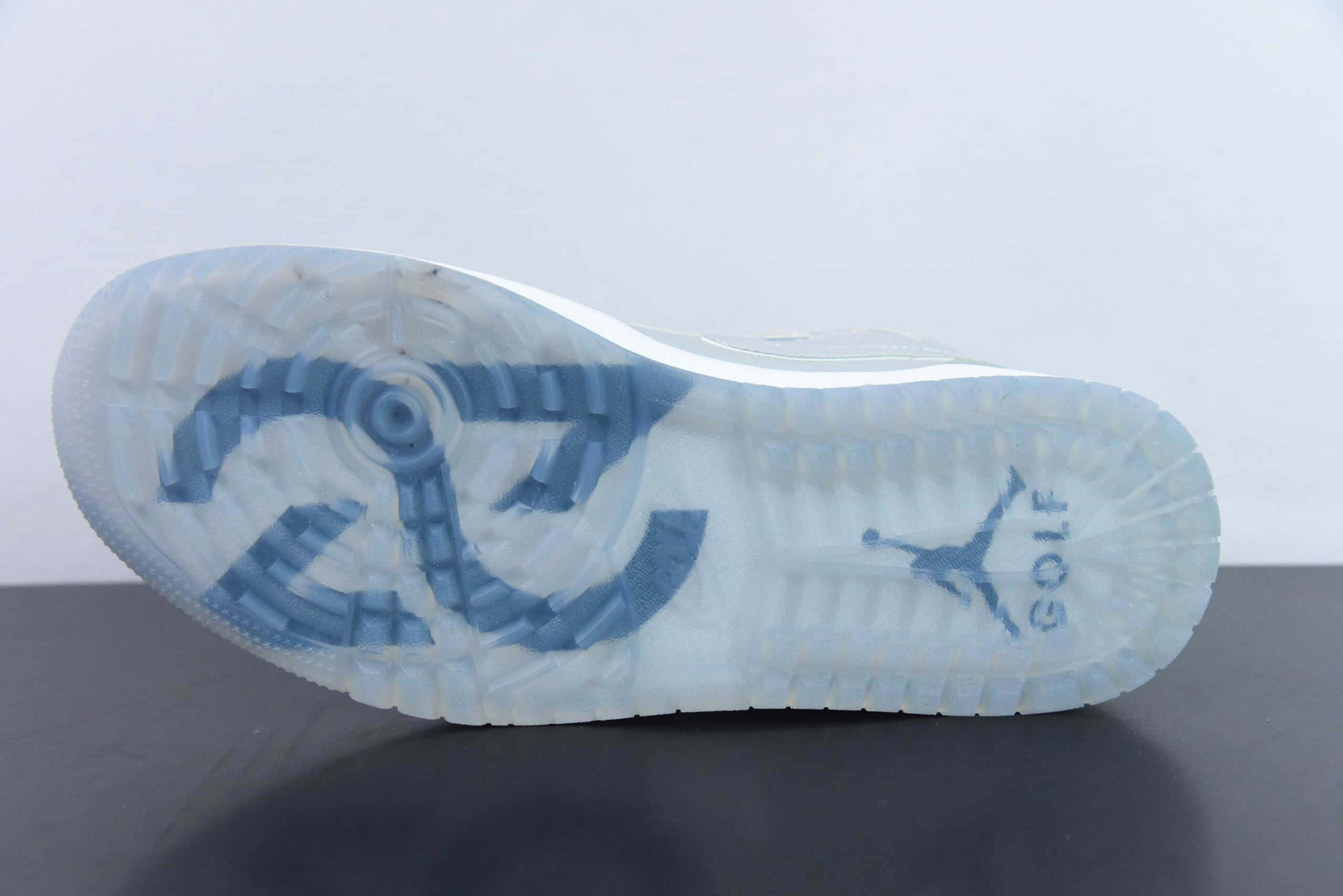 乔丹Air Jordan AJ1 Retro Golf液态银高尔夫系列高帮篮球鞋纯原版本 货号：FD6815-001