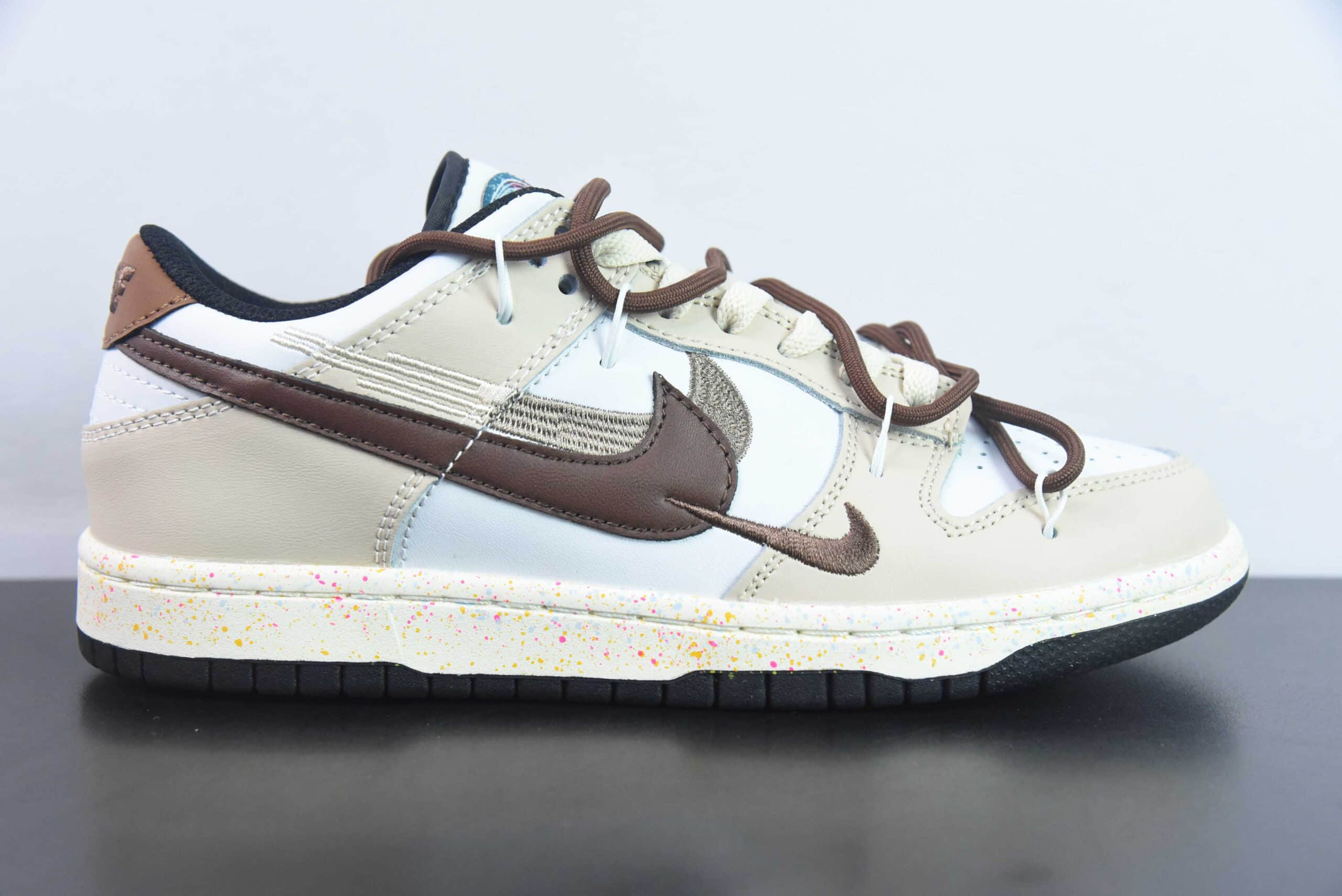 耐克Nike Dunk Low ”Multi Color“ 白棕摩卡活力三勾定制版解构绑带休闲板鞋纯原版本 货号:CZ2496-101