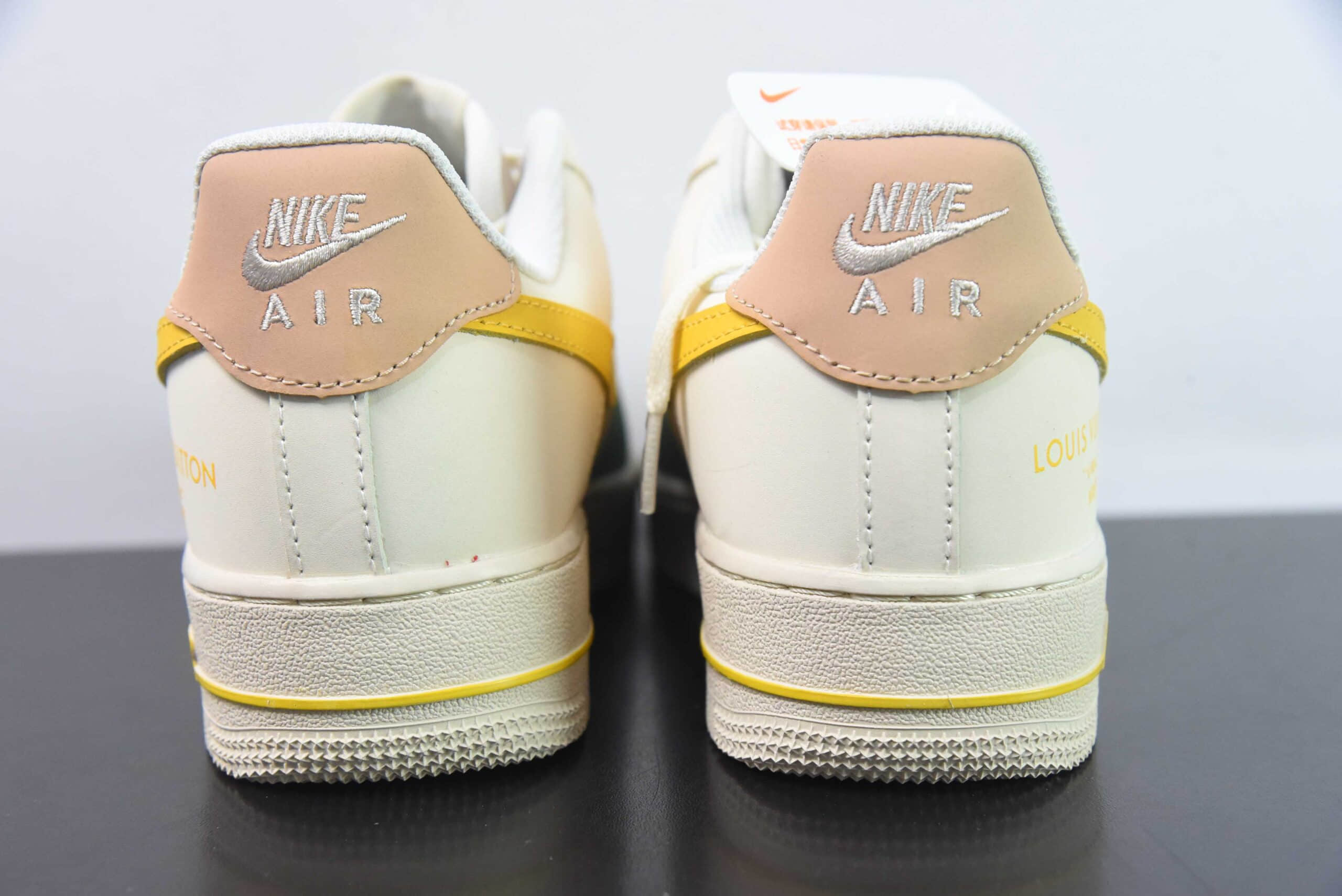 耐克NIke Air Force 1 '07 Low “LV联名米白青黄”空军一号低帮休闲板鞋纯原版本 货号：BS9055-828