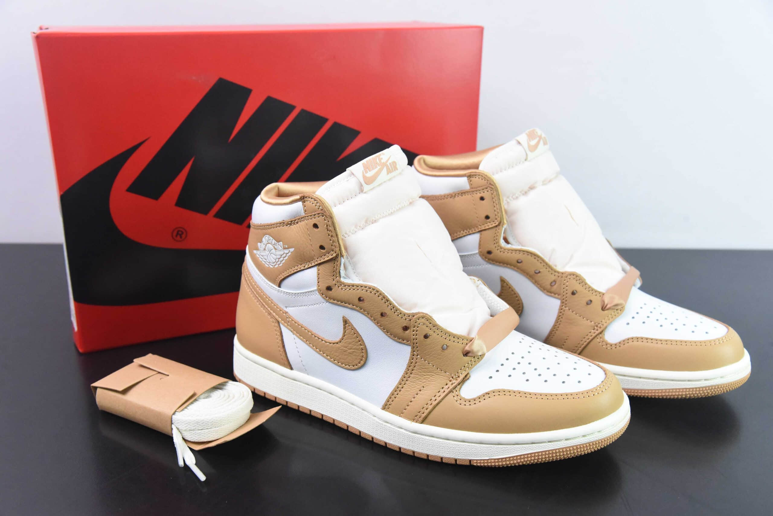 乔丹Air Jordan 1 High OG WMNS PralineAJ1白棕卡其男子文化篮球鞋纯原版本 货号:FN6622-201