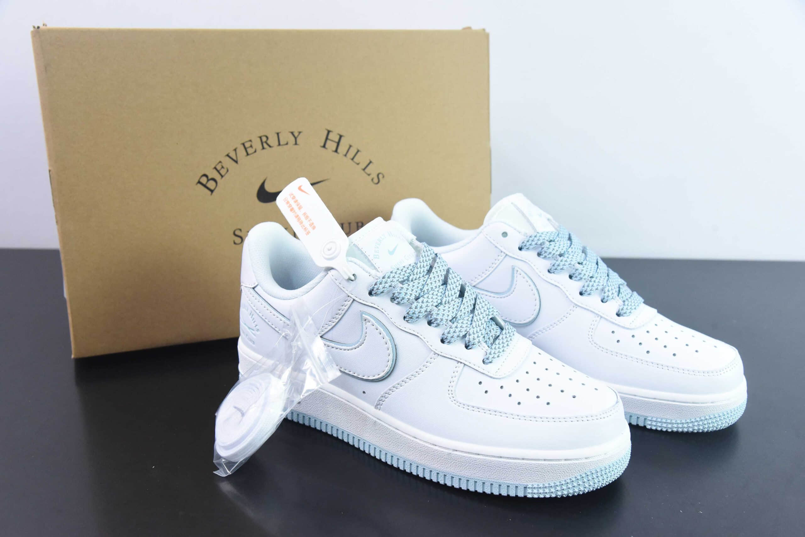 耐克Nike Air Force 1 Low 白蓝联名满天星空军一号低帮运动休闲板鞋纯原版本 货号：NS0517-001