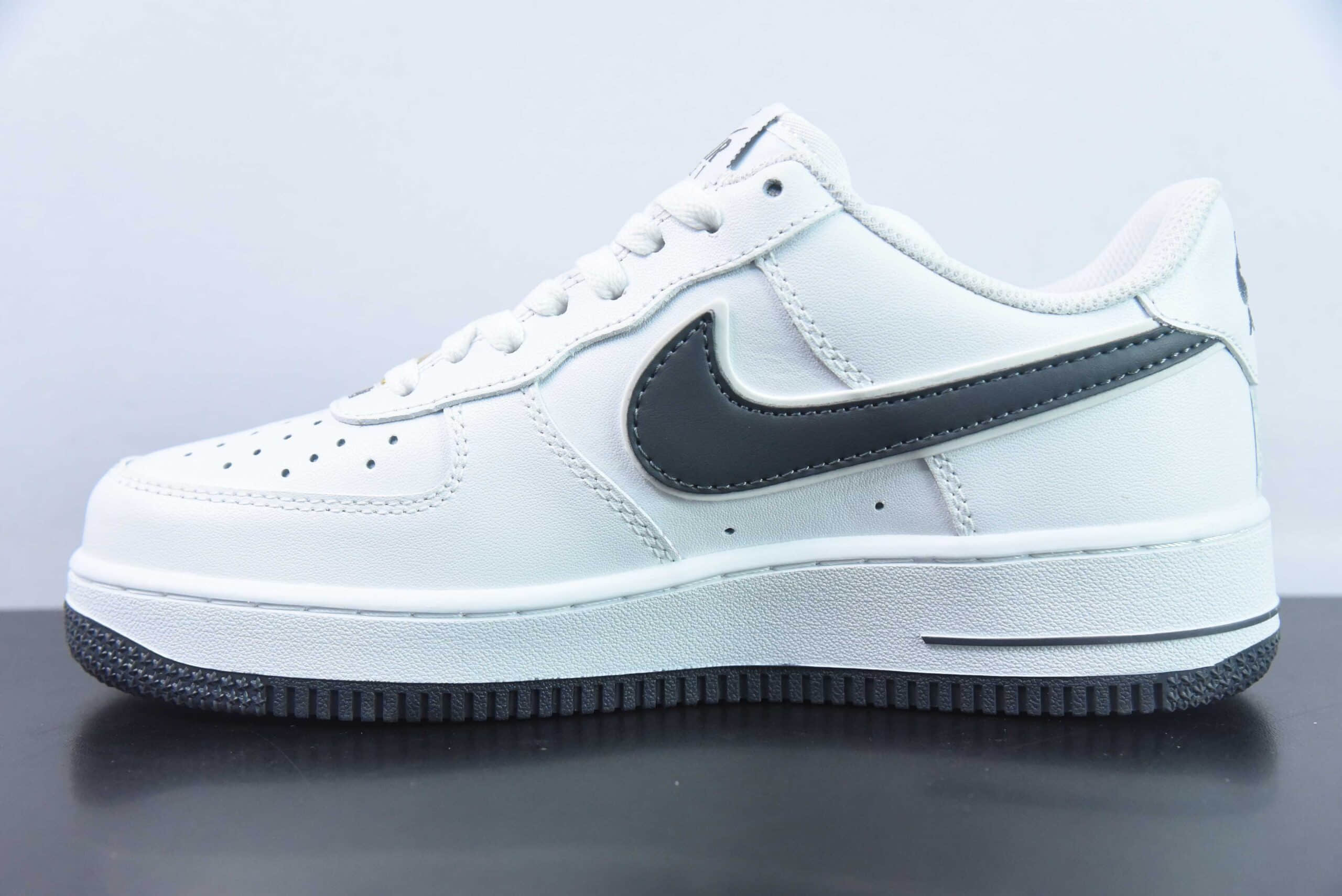 耐克Nike Air Force 1 Low swoosh 灰白小勾空军一号低帮运动休闲板鞋纯原版本 货号：CV5696-969 