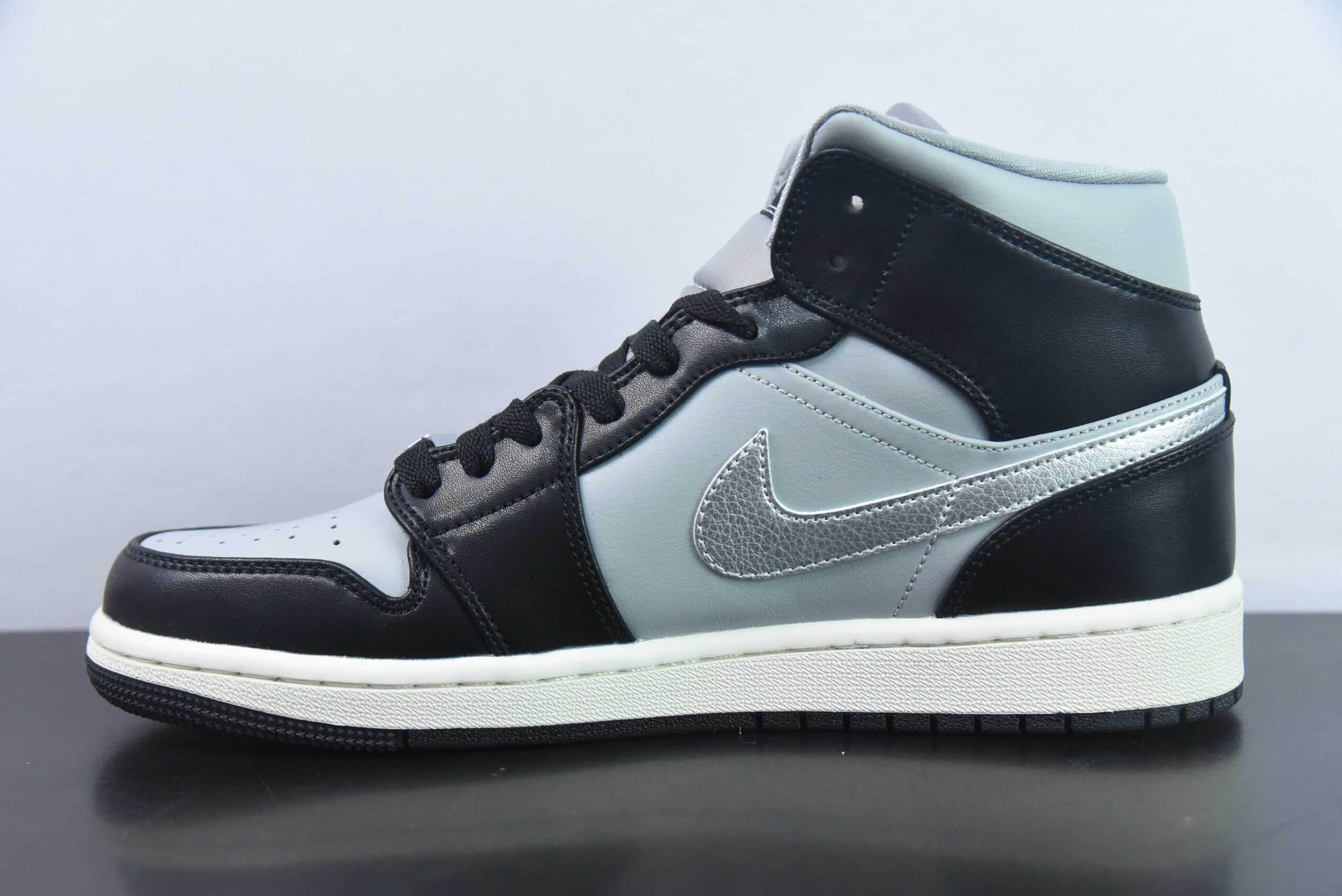 乔丹Air Jordan 1 Mid SE Black Chrome AJ1烟熏熊猫中帮篮球鞋纯原版本 货号：FB9892-002
