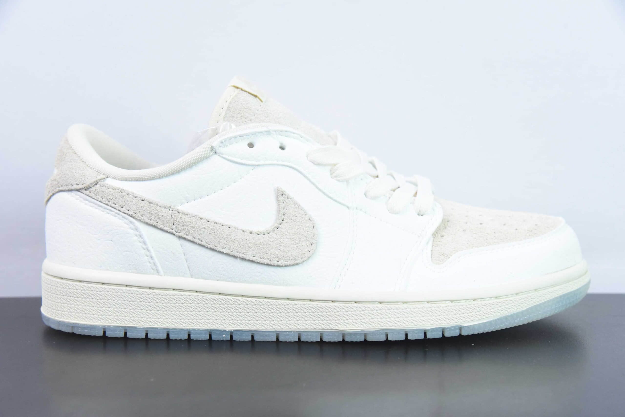 乔丹Air Jordan Chris Paul x Jordan Air Jordan 1 Low OG Light Cream and Sail克里斯保罗CP3 联名AJ1浮雕鲜花低帮复古文化篮球鞋纯原版本 货号:FZ0455-200