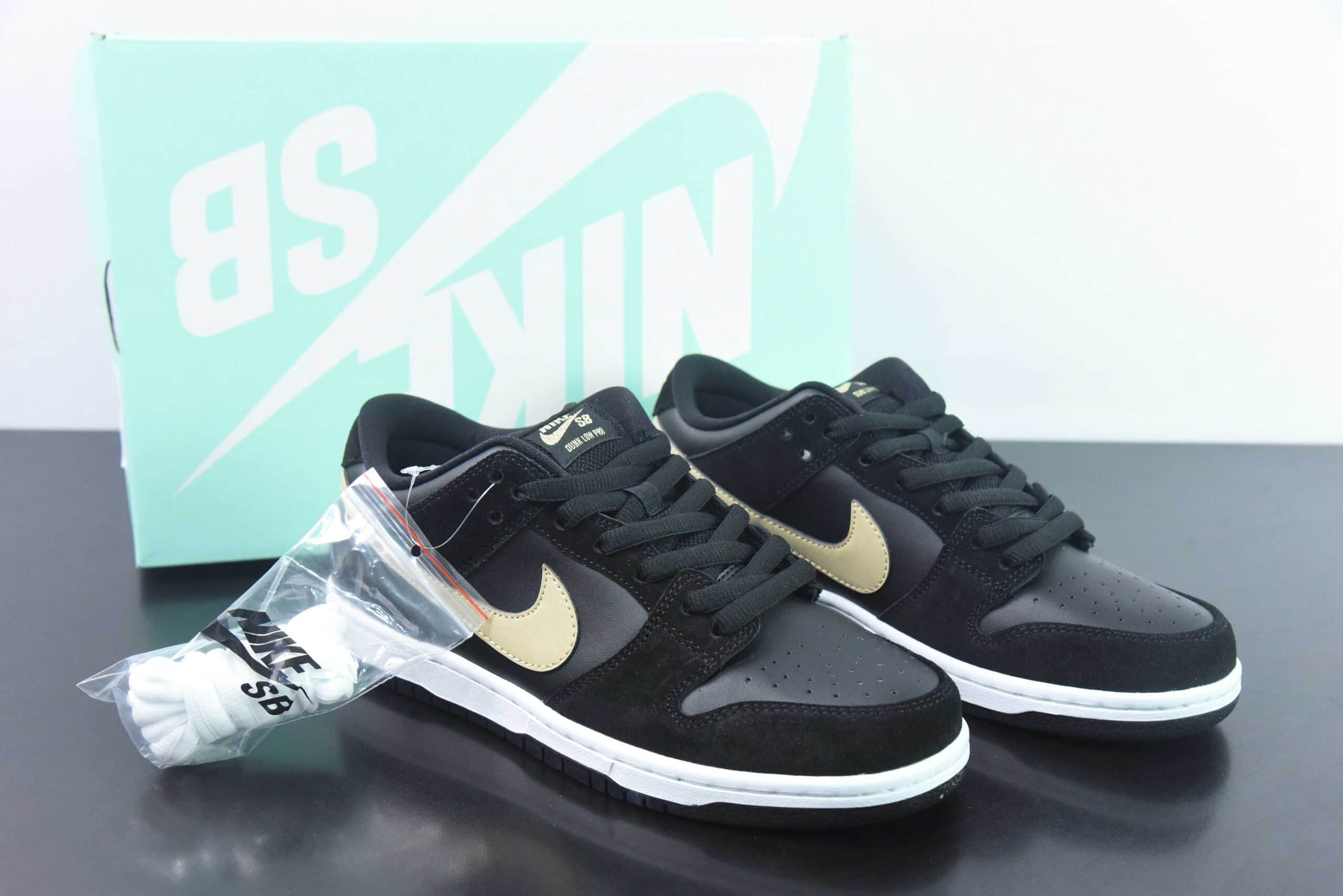 耐克Nike SB Dunk Low 黑白金SB扣篮系列低帮休闲运动滑板板鞋纯原版本 货号：BQ6817-002 
