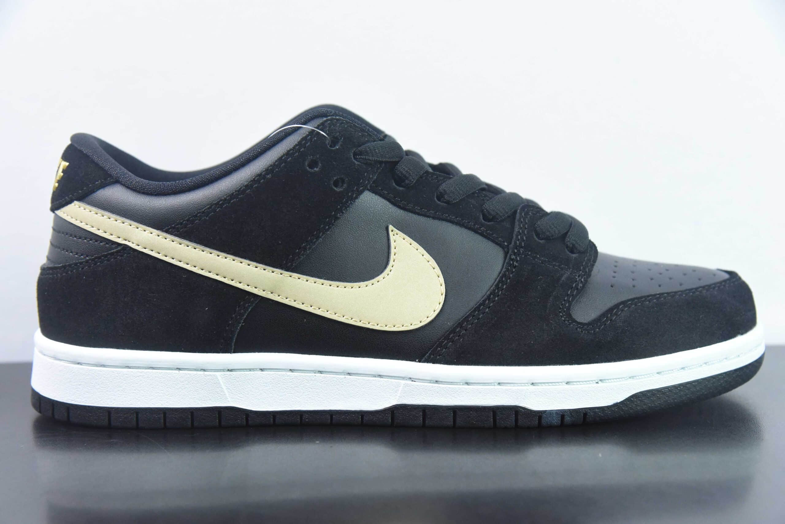 耐克Nike SB Dunk Low 黑白金SB扣篮系列低帮休闲运动滑板板鞋纯原版本 货号：BQ6817-002 