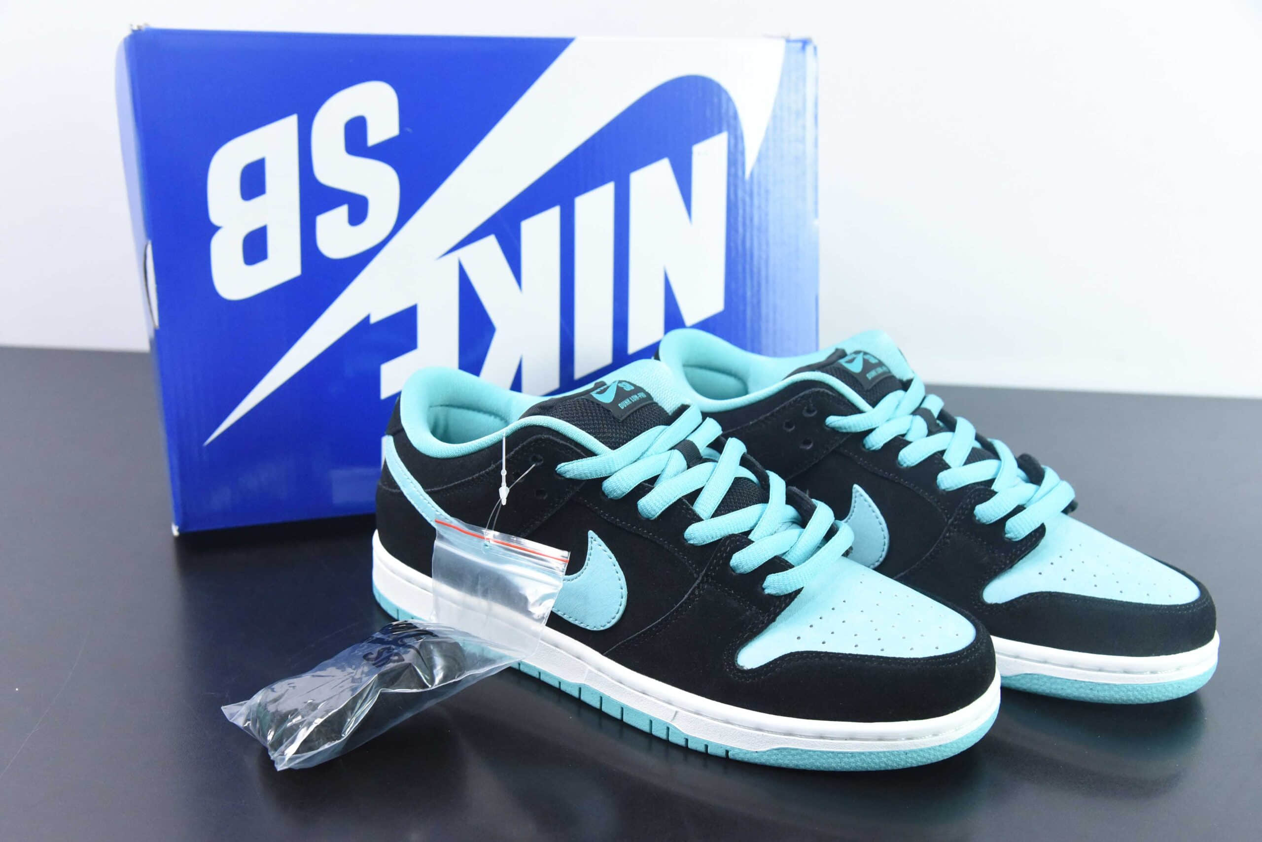 耐克Nike SB Dunk Low ProClear Jade黑浅蓝小钻石SB扣篮系列高帮休闲运动滑板板鞋纯原版本 货号：304292-030