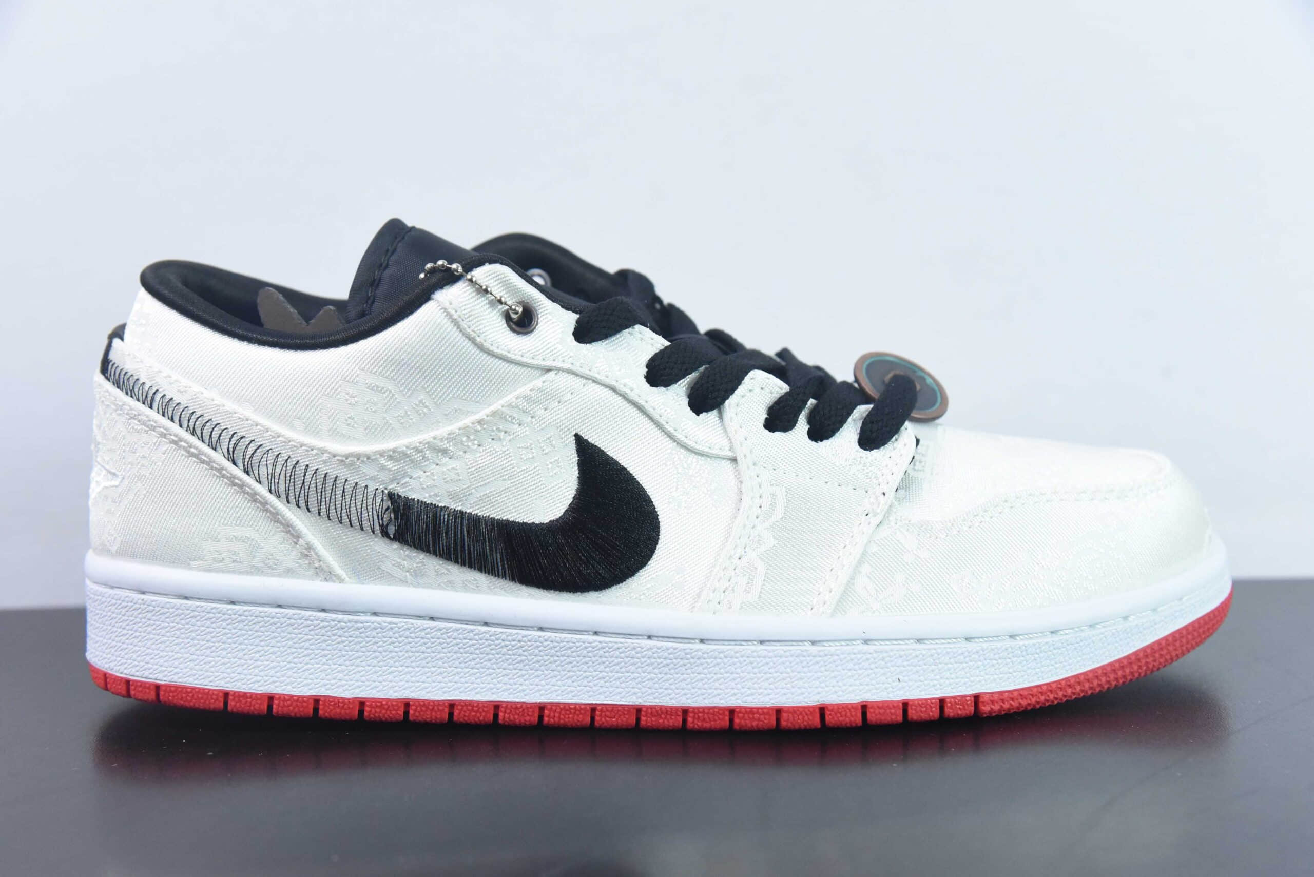 乔丹Air Jordan CLOT x Air Jordan 1 Low Fearles AJ1 白丝绸低帮文化休闲板鞋纯原版本 货号：CU2804-100