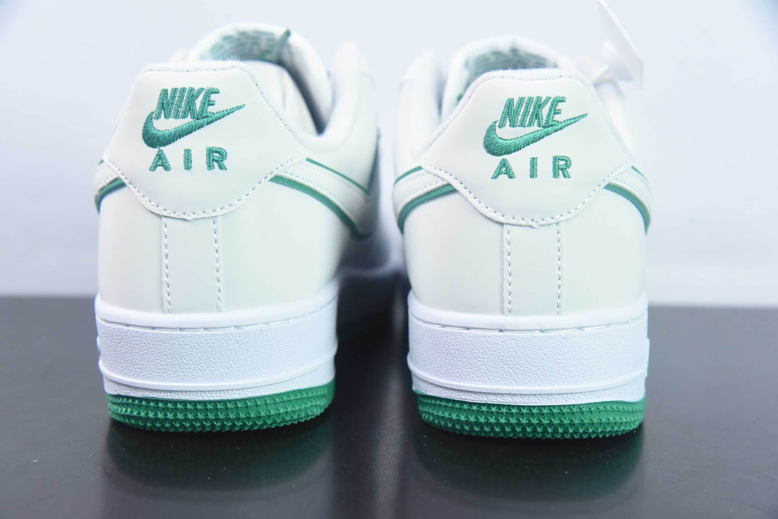 耐克Nike Air Force 1 Low 07 白绿空军一号低帮百搭休闲运动板鞋纯原版本 货号: YZ8115-001