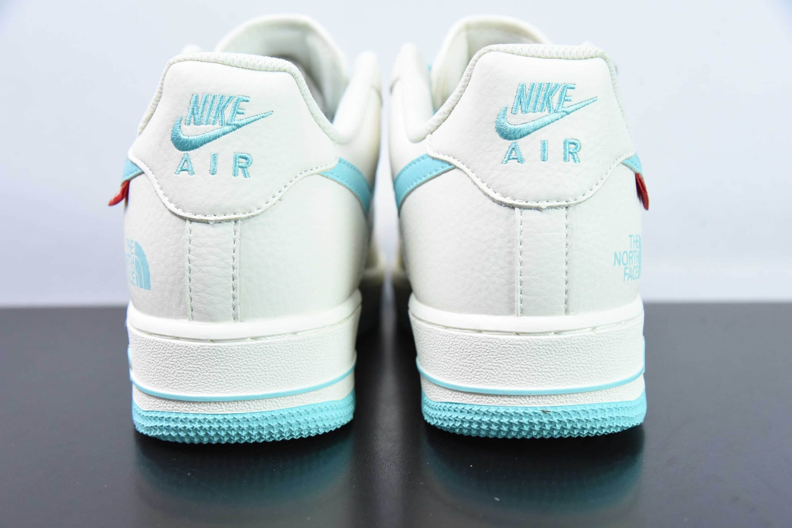 耐克Nike Supreme x The North Face x Nk Air Force 1'07 Low 三方联名款白蓝空军一号低帮休闲板鞋纯原版本 货号:SU2305-007