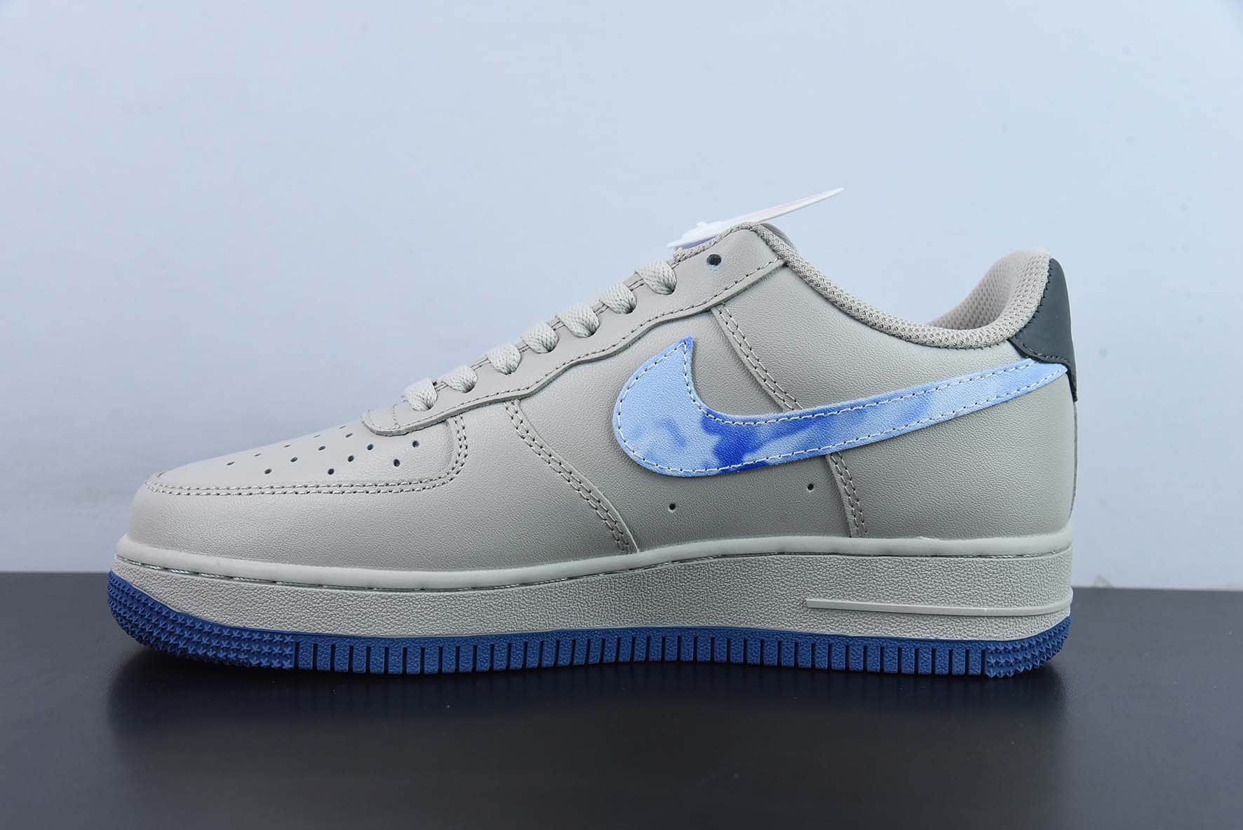 耐克Nike Air Force 1 '07 Low 纪梵希联名星际灰空军一号低帮休闲板鞋纯原版本 货号:845053-208