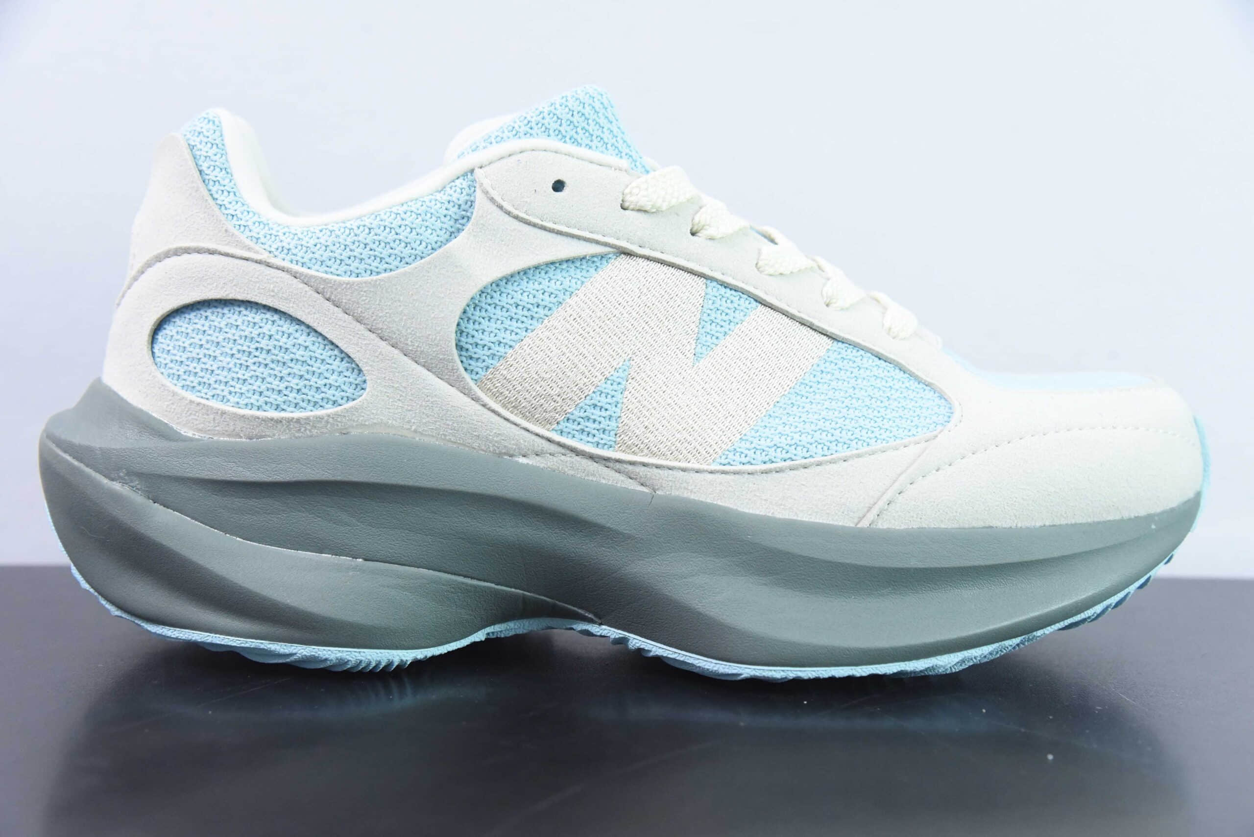 新百伦New Balance Warped RunnerGreyJade反绒浅灰玉兰动感增高跑鞋纯原版本 货号:UWRPDGMG