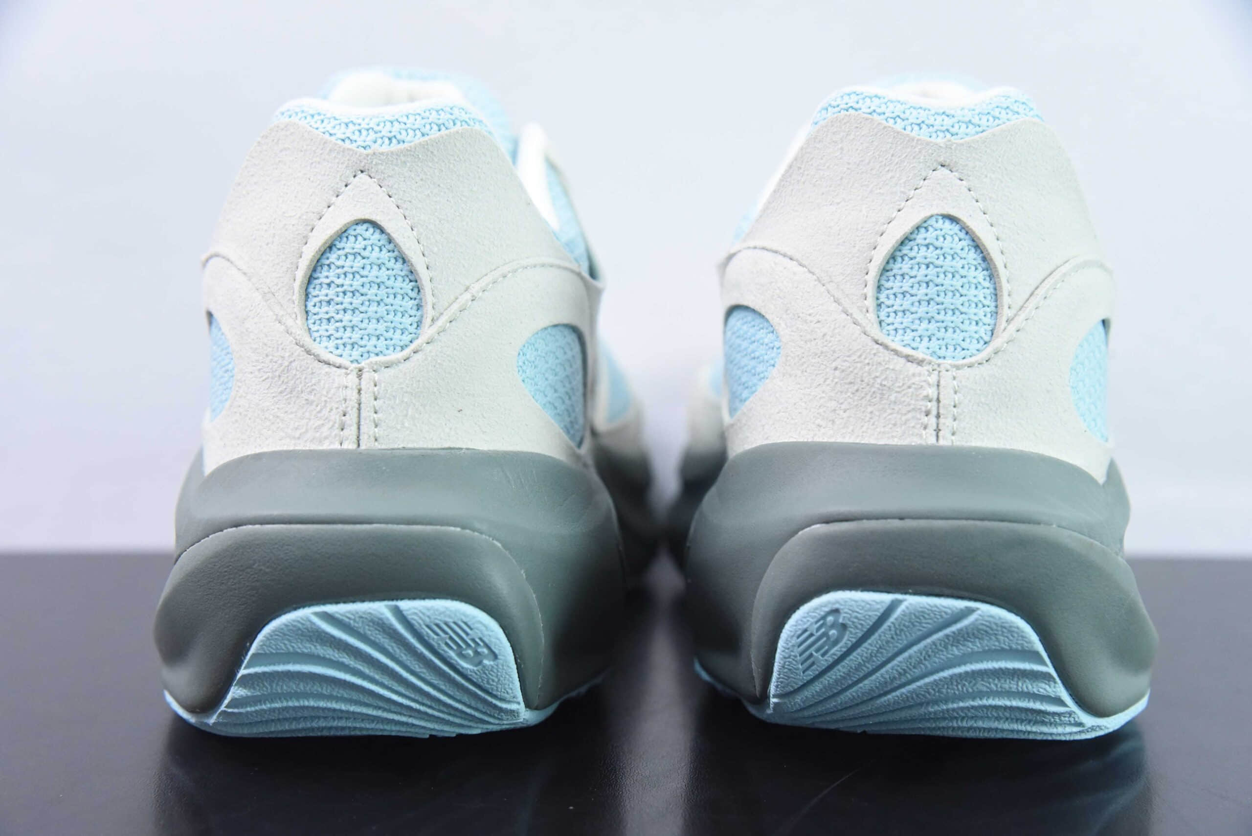 新百伦New Balance Warped RunnerGreyJade反绒浅灰玉兰动感增高跑鞋纯原版本 货号:UWRPDGMG