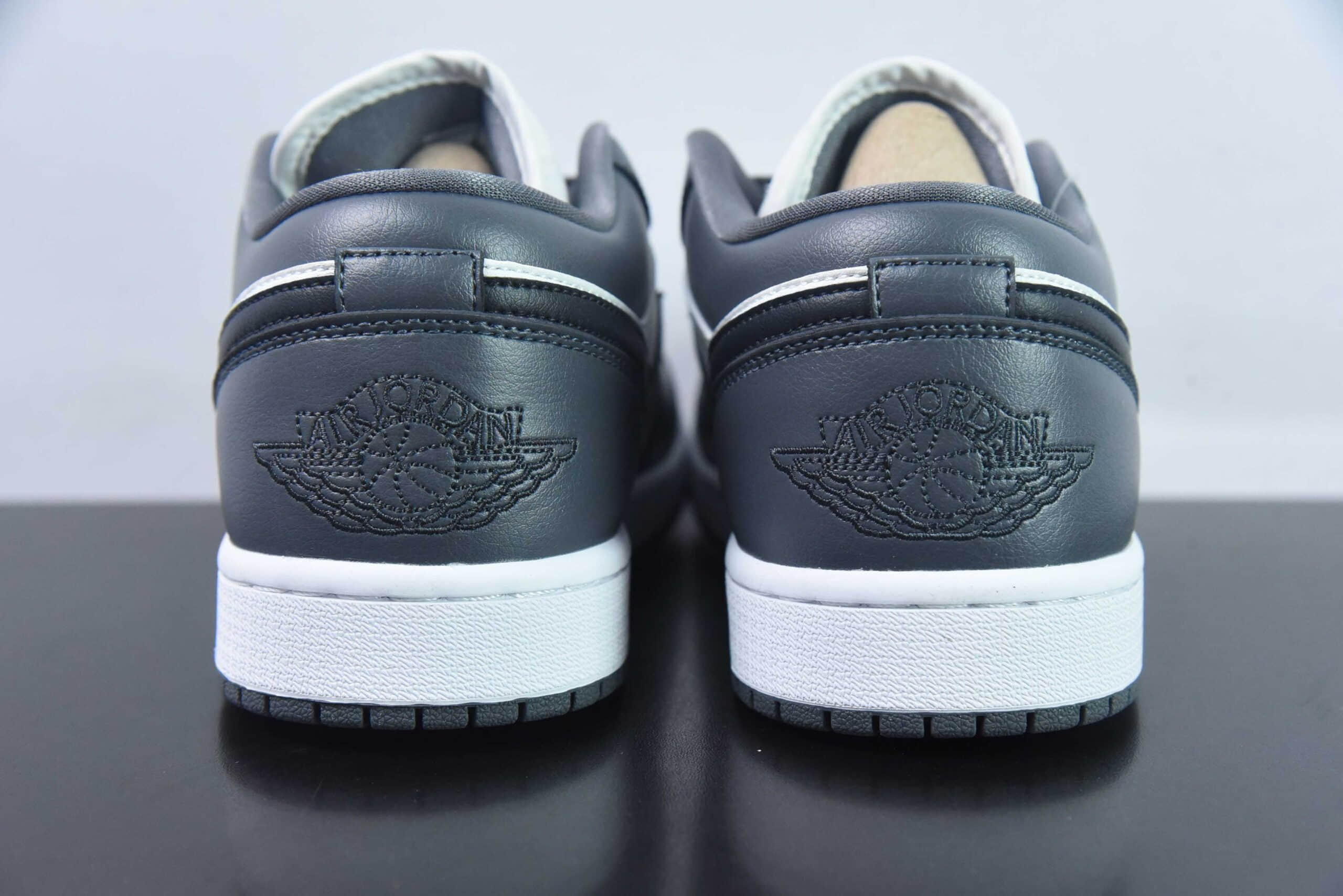 乔丹Air Jordan 1 Low Dark Grey AJ1深灰白低帮文化休闲板鞋纯原版本 货号:DC0774-102