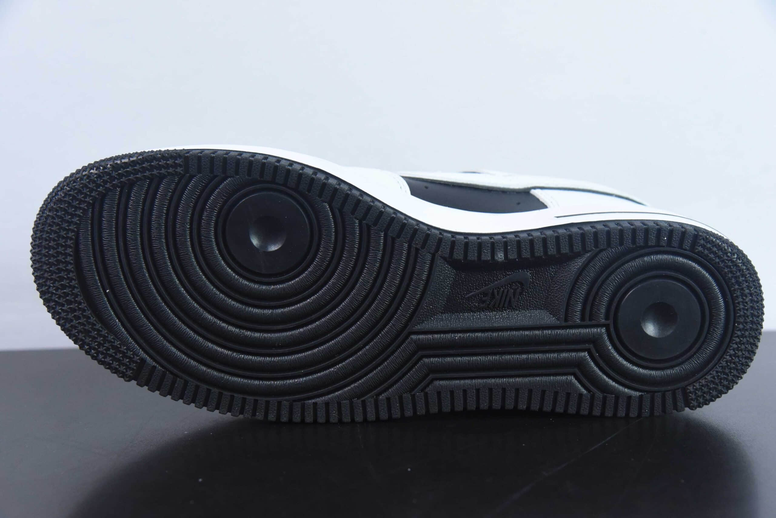 耐克Nike Air Force 1 Low 喜茶闪电联名空军一号低帮运动休闲板鞋纯原版本 货号：KO8969-756