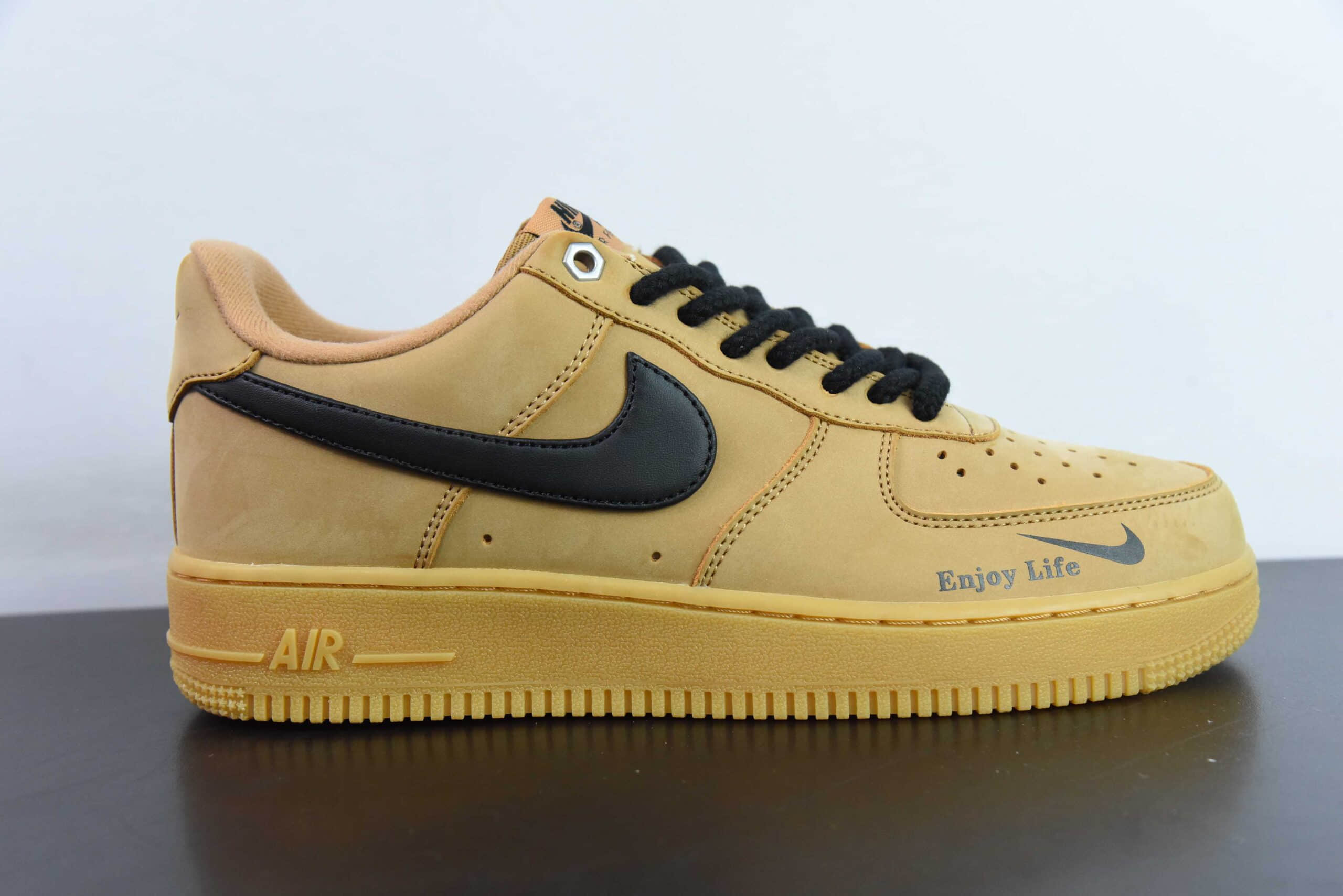 耐克Nike Air Force 1'07 Low 麦色黑勾子空军一号低帮板鞋纯原版本 货号:FZ7372-200