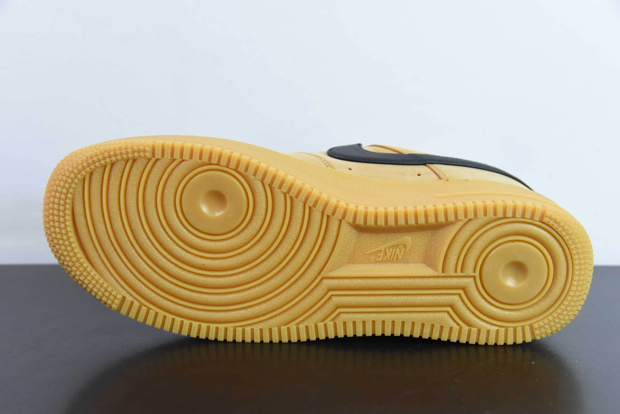 耐克Nike Air Force 1'07 Low 麦色黑勾子空军一号低帮板鞋纯原版本 货号:FZ7372-200