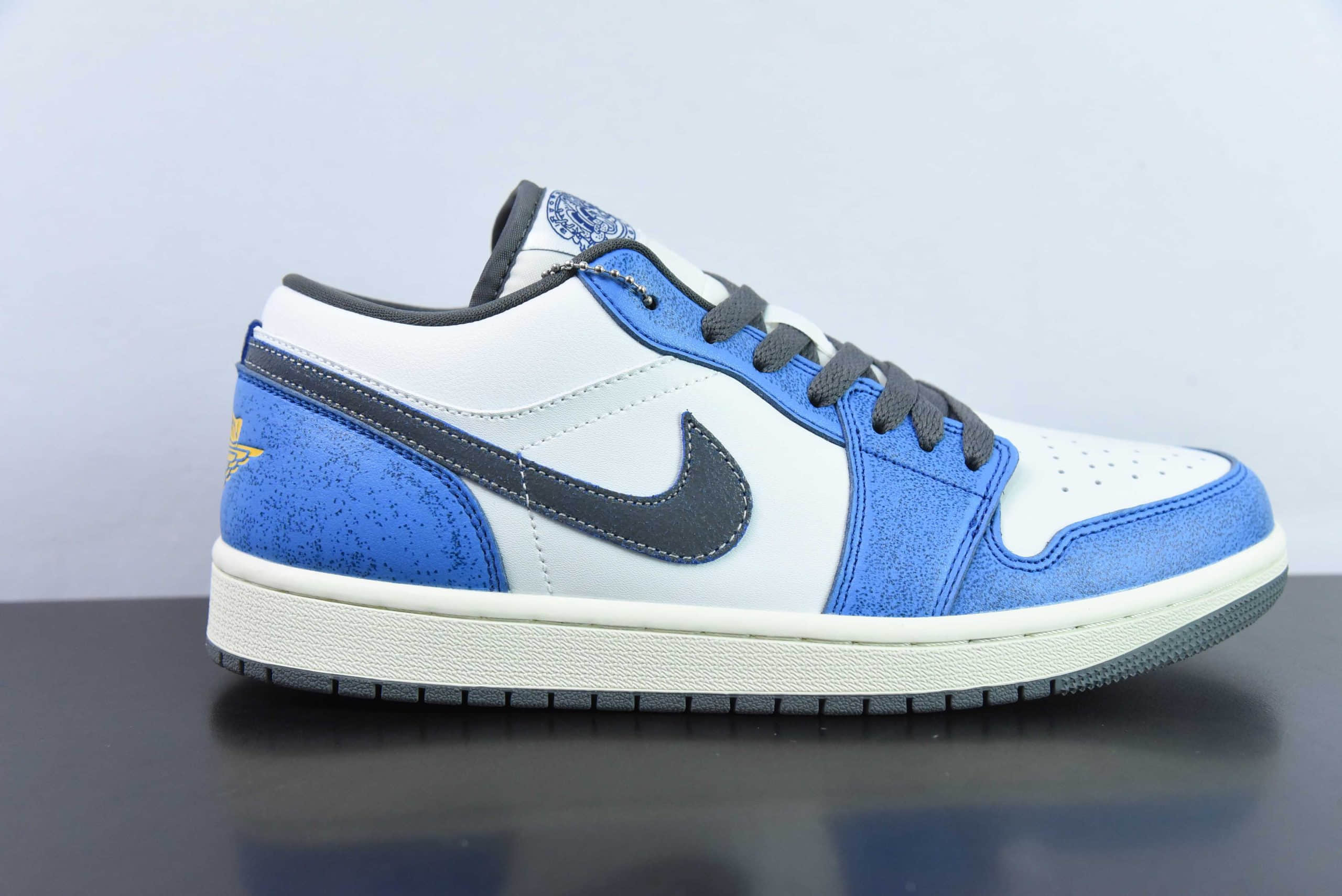 乔丹Air Jordan 1 Low Flight Vintage AJ1做旧白蓝低帮复古文化篮球鞋纯原版本 货号：FV8439-104 