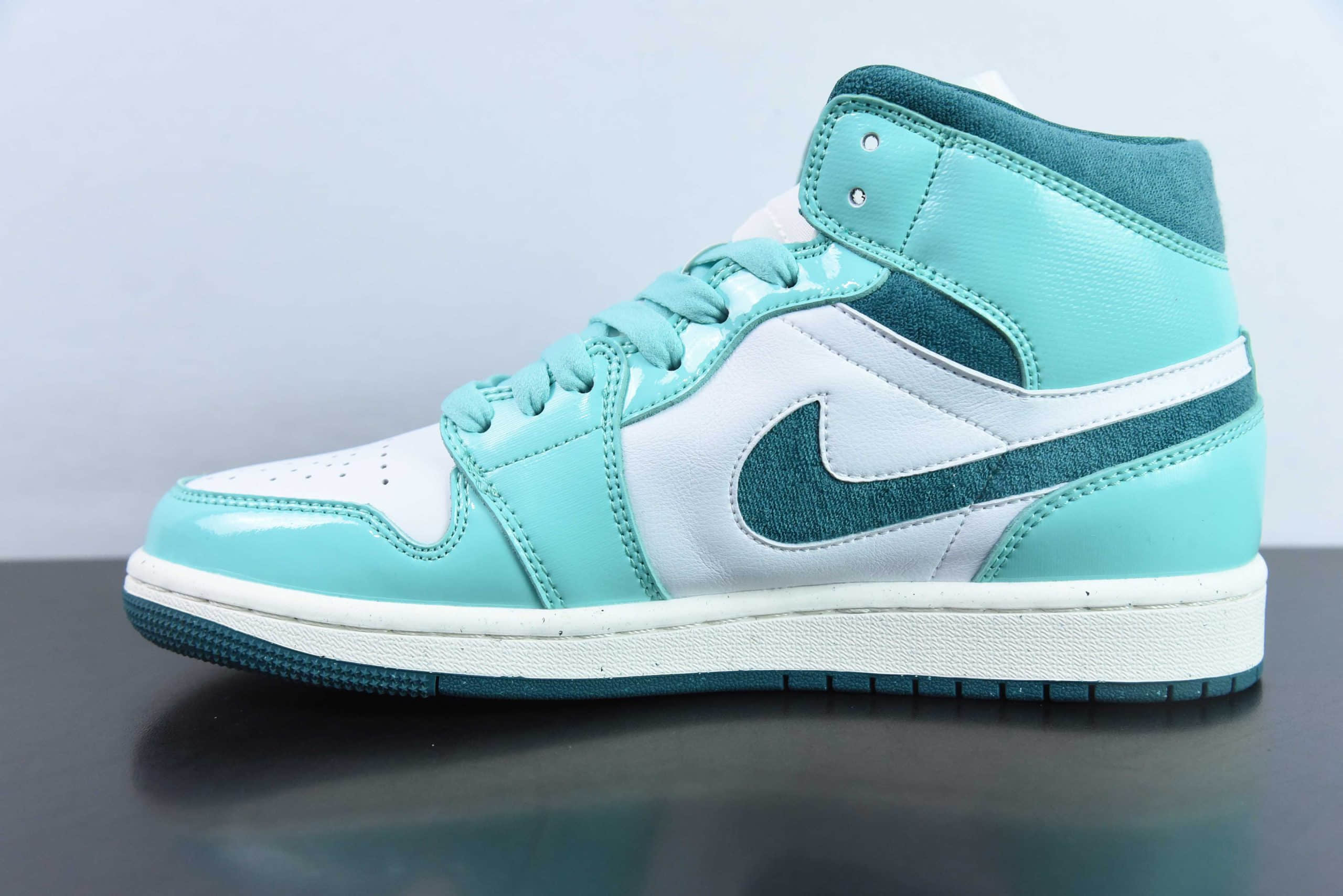 乔丹Air Jordan 1 Mid Bleached Turquoise AJ1冰薄荷绿中邦文化休闲板鞋纯原版本 货号:DZ3745-300
